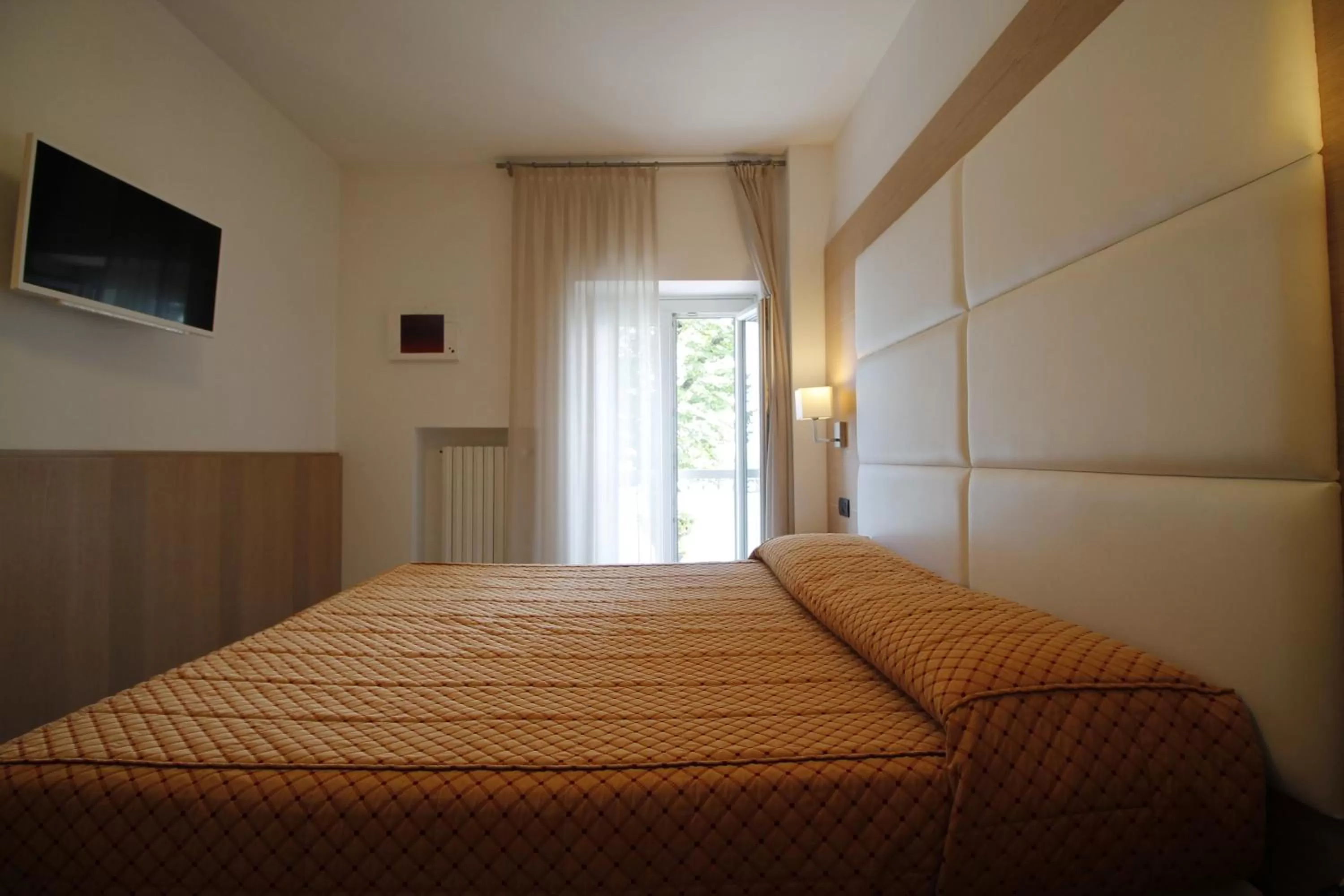 Bedroom, Bed in Hotel Europa