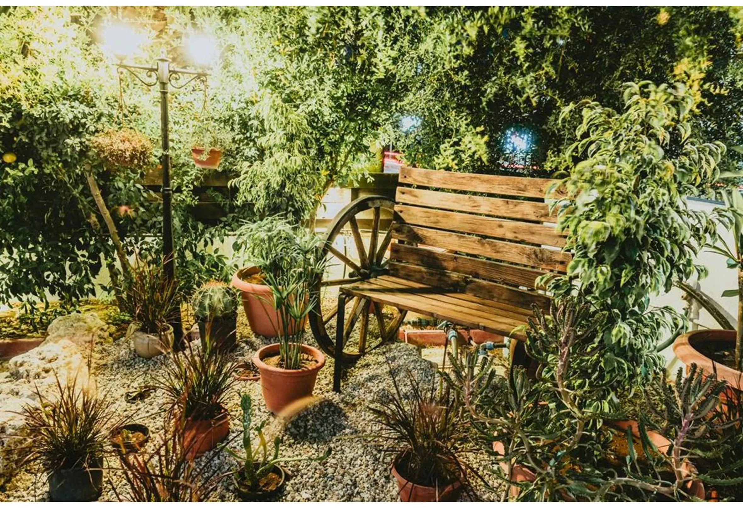 Night in Sunside Inn Hotel