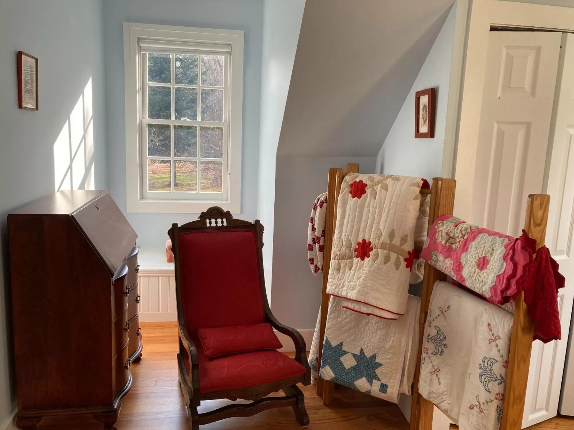 Bedroom, Seating Area in The Birch Grove