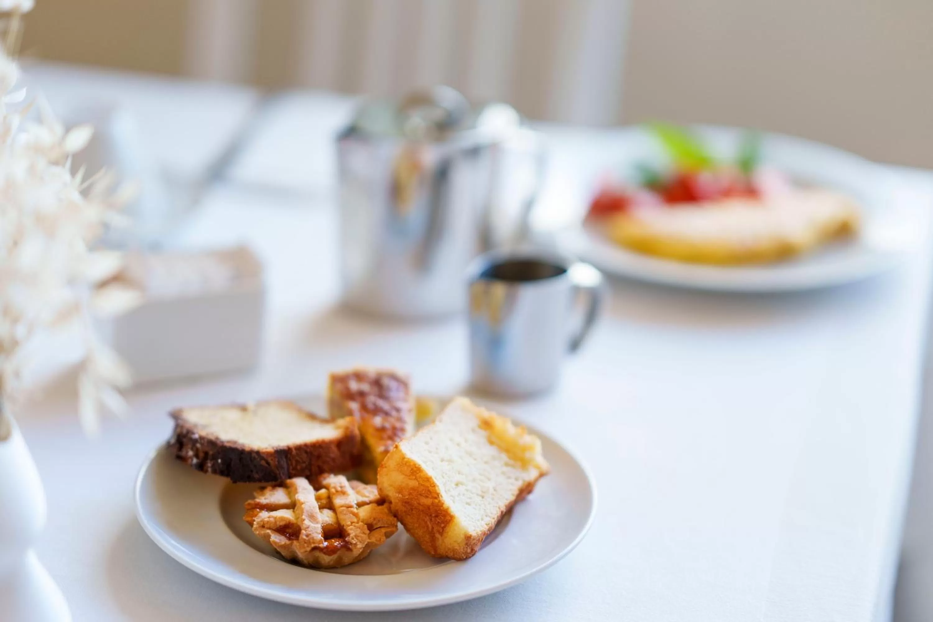 Breakfast in Hotel Tourist