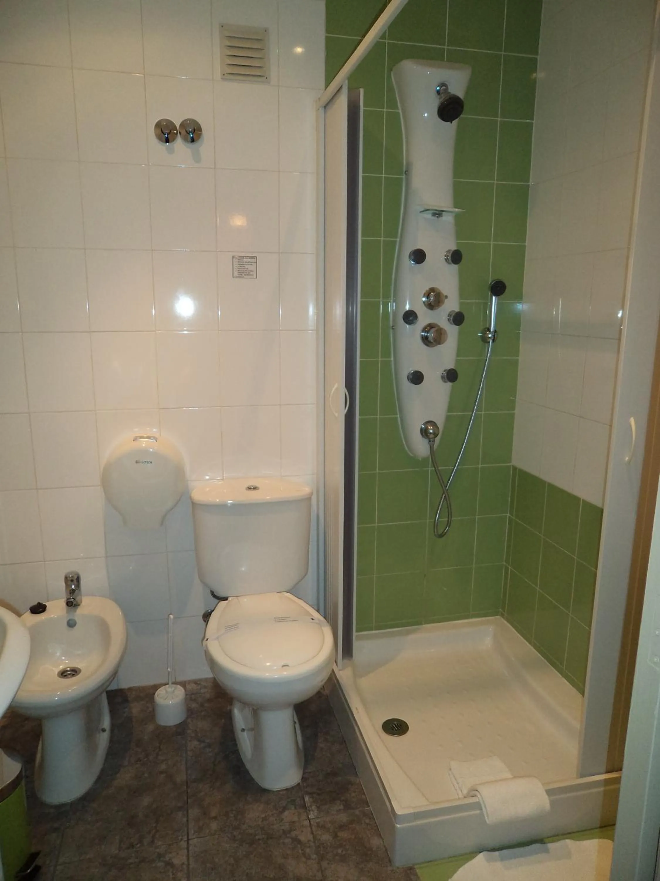 Bathroom in Hotel Porto Nobre