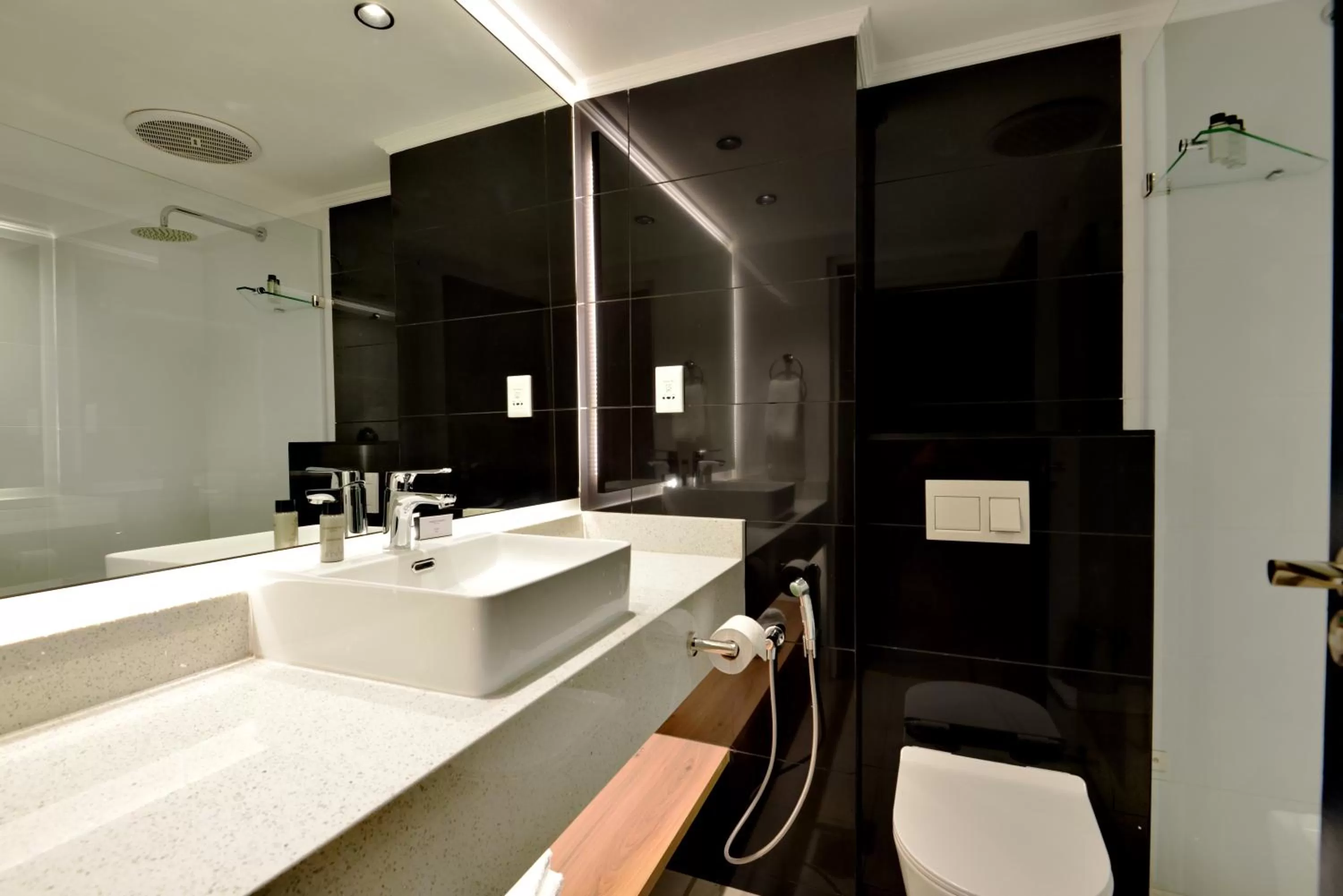 Bathroom in The Capetonian - Halal