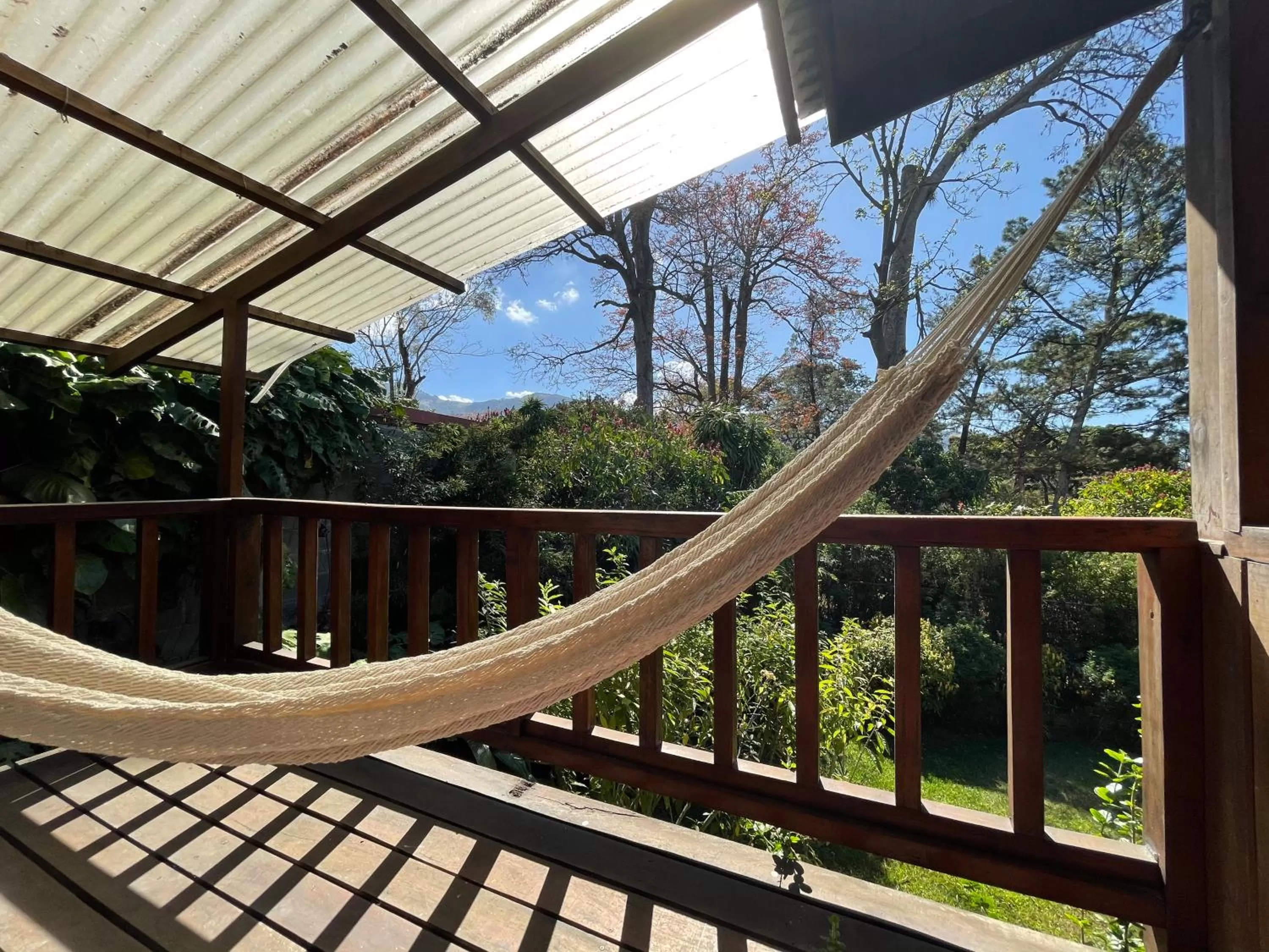 Garden in Tierra Magica B&B and Art Studio