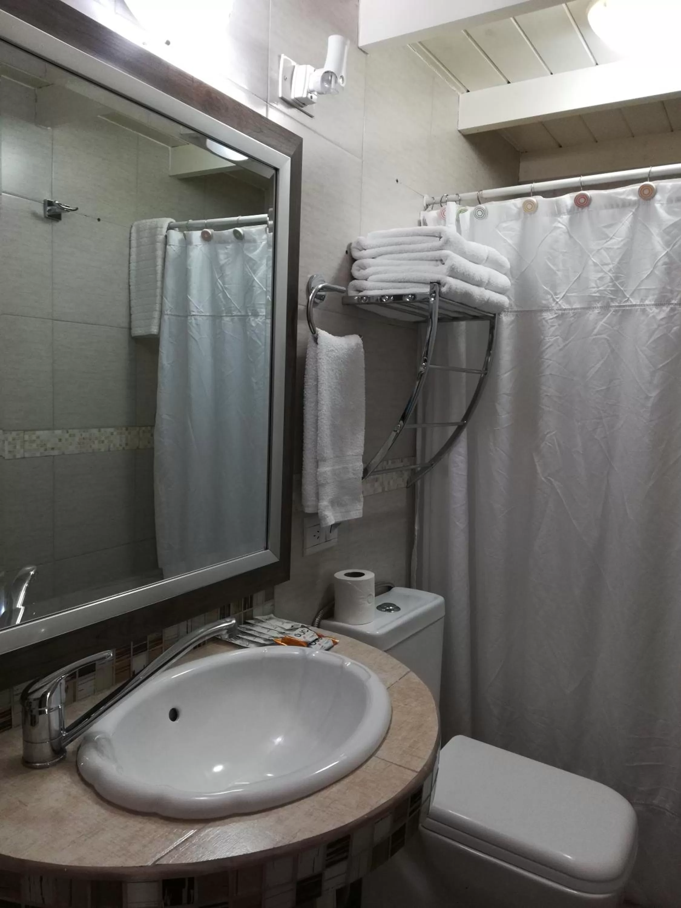 Bathroom in Casablanca Boutique Hotel Adrogué