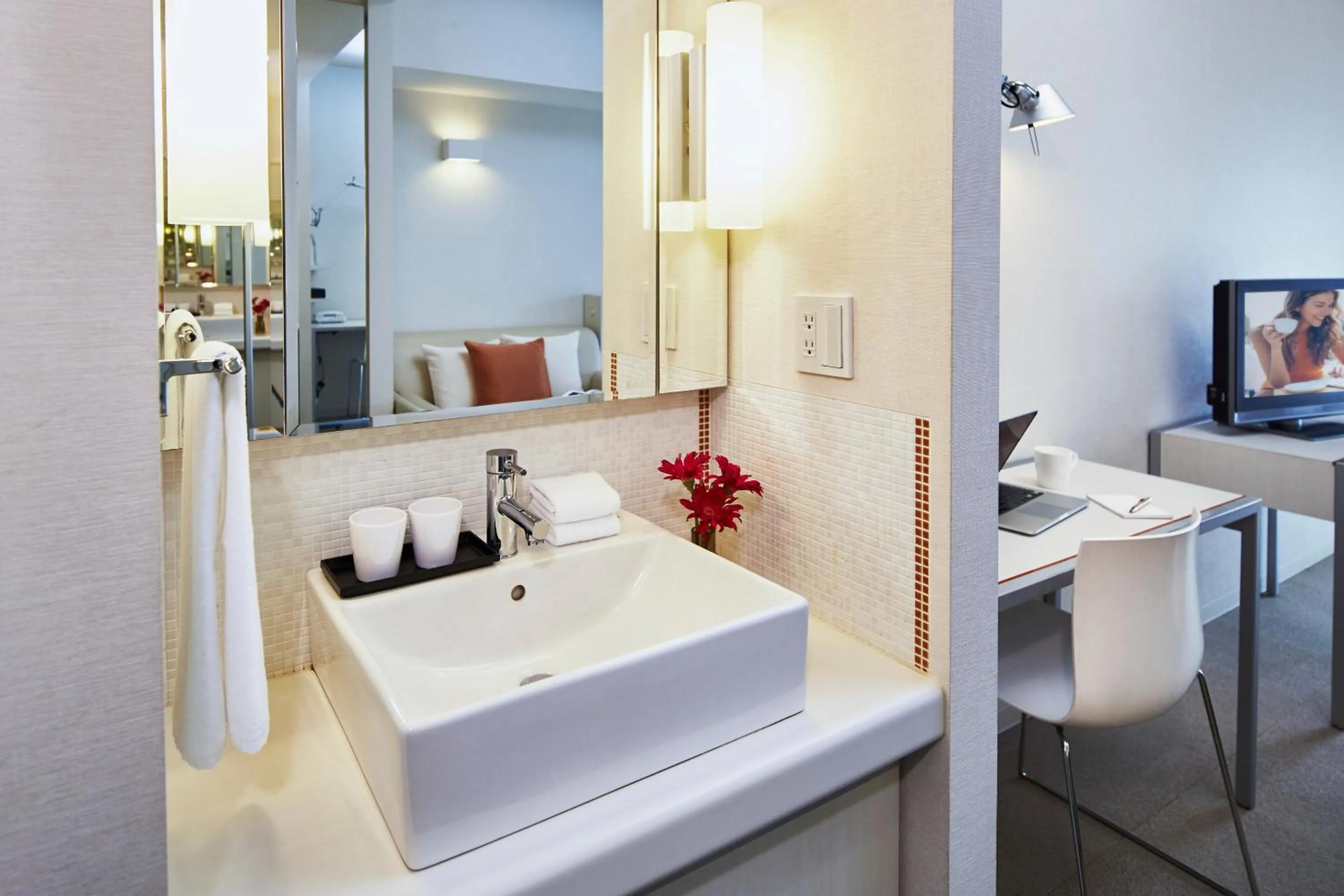 Bedroom, Bathroom in Citadines Kyoto Karasuma-Gojo