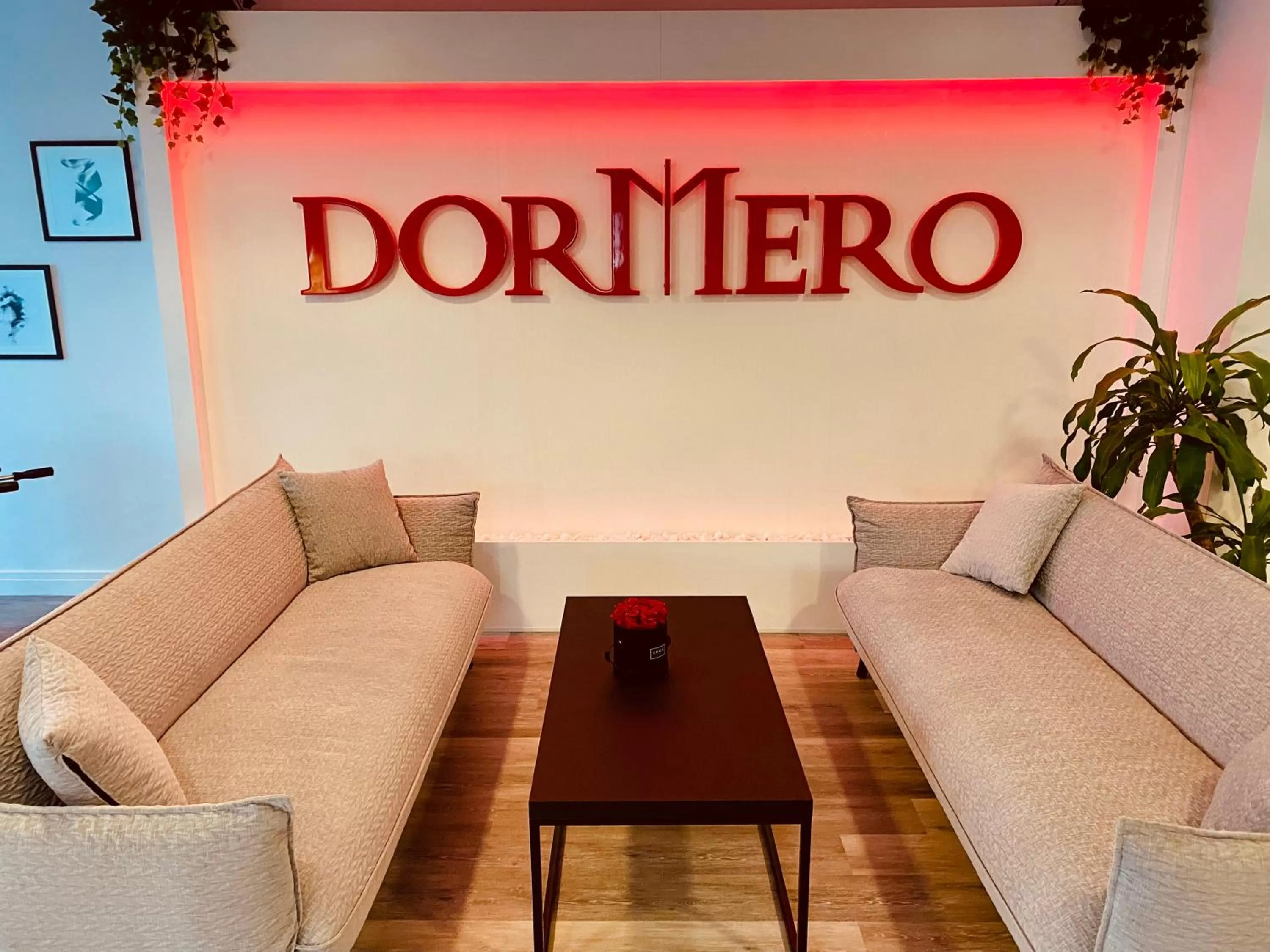 Lobby or reception in DORMERO Hotel Bretten