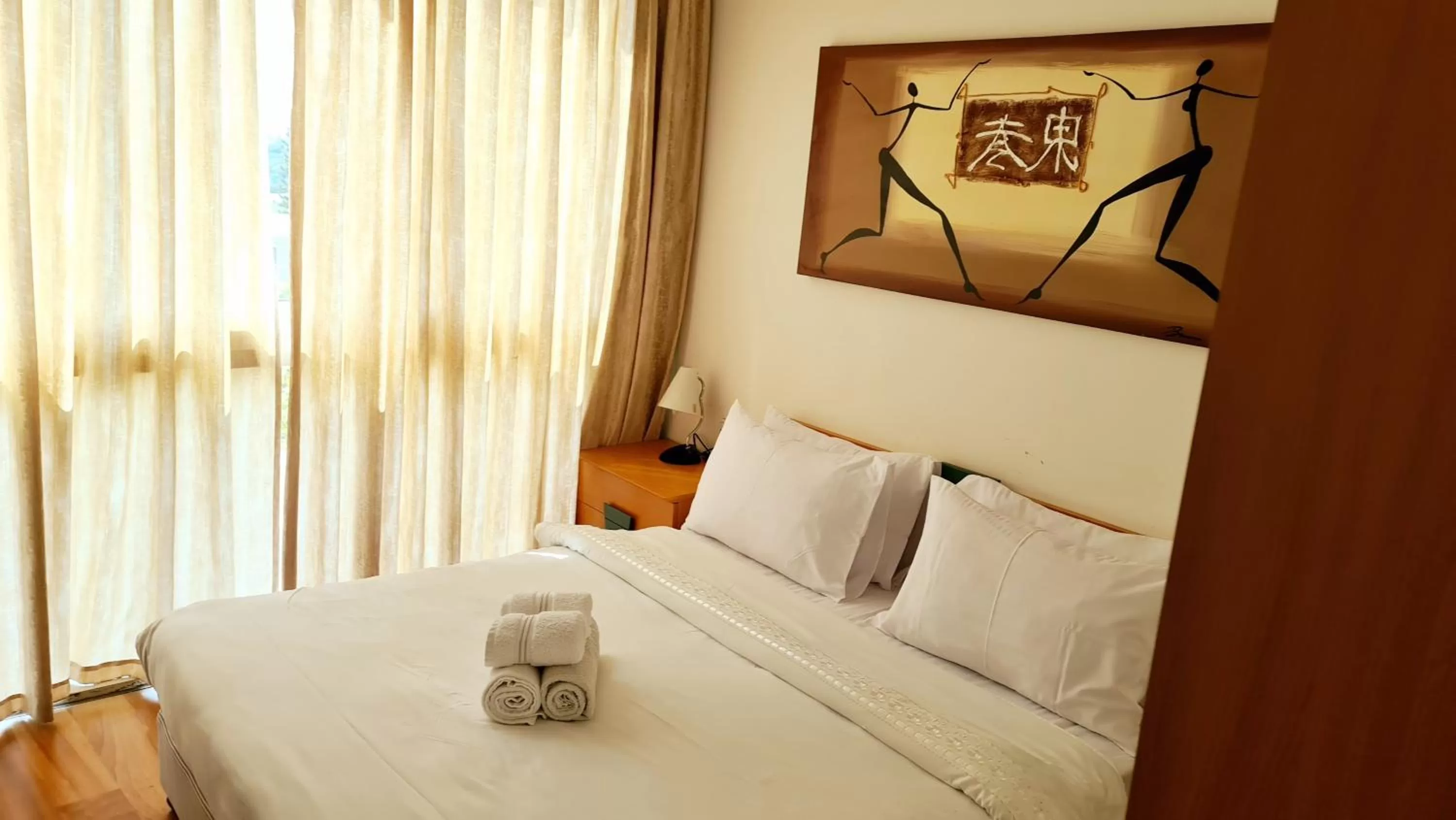 Bedroom, Bed in Suite Marina Caesarea