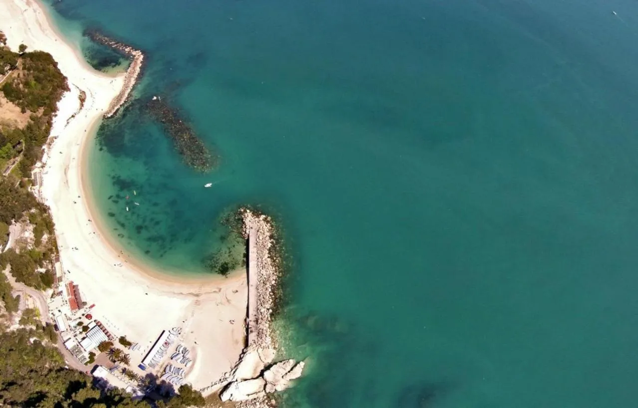 Beach in Hotel "Il Parco" B&B Sirolo