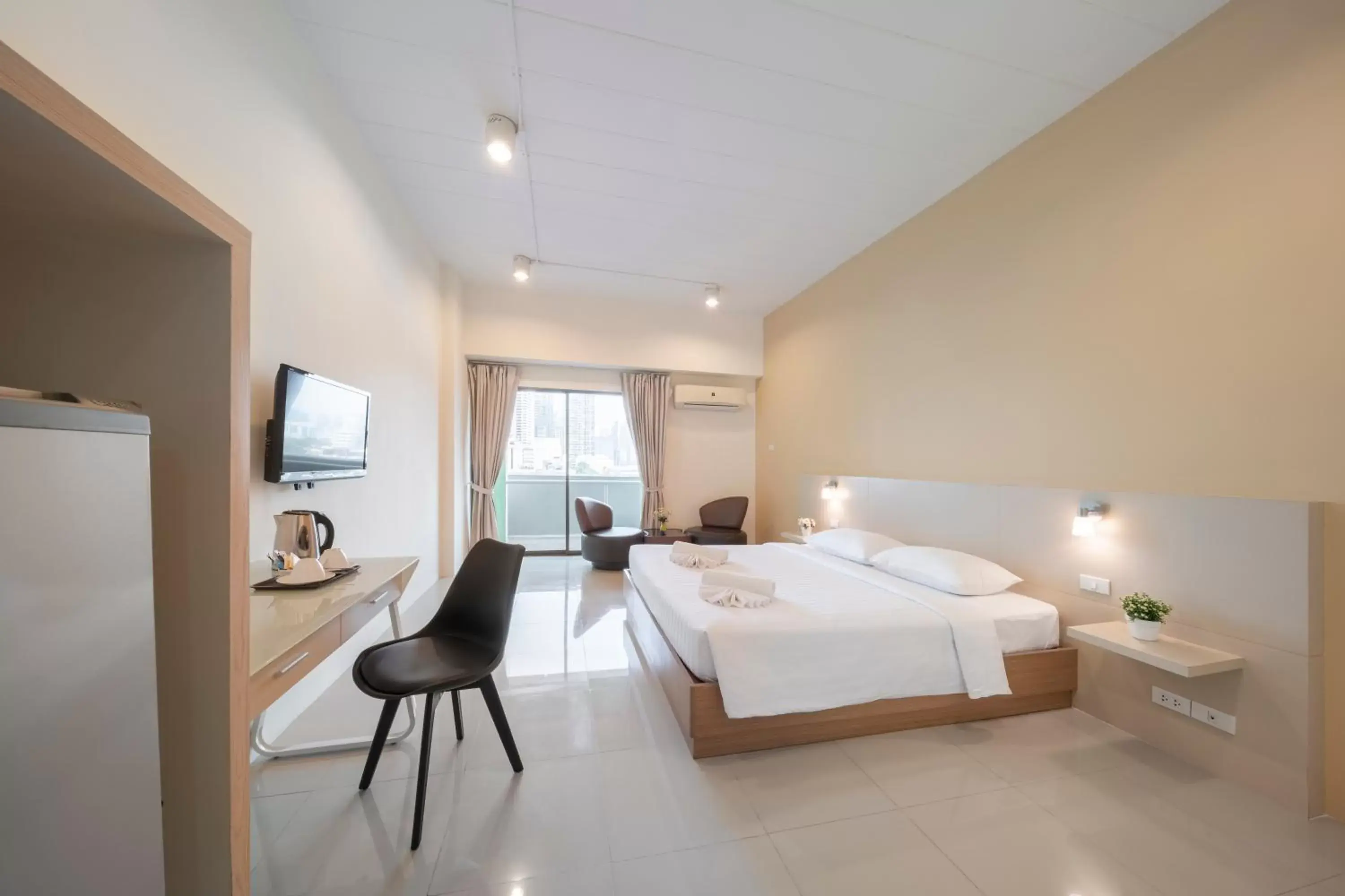 Standard Double or Twin Room in At 115 Hotel By Rompo Standard Double or Twin Room in At 115 Hotel By Rompo