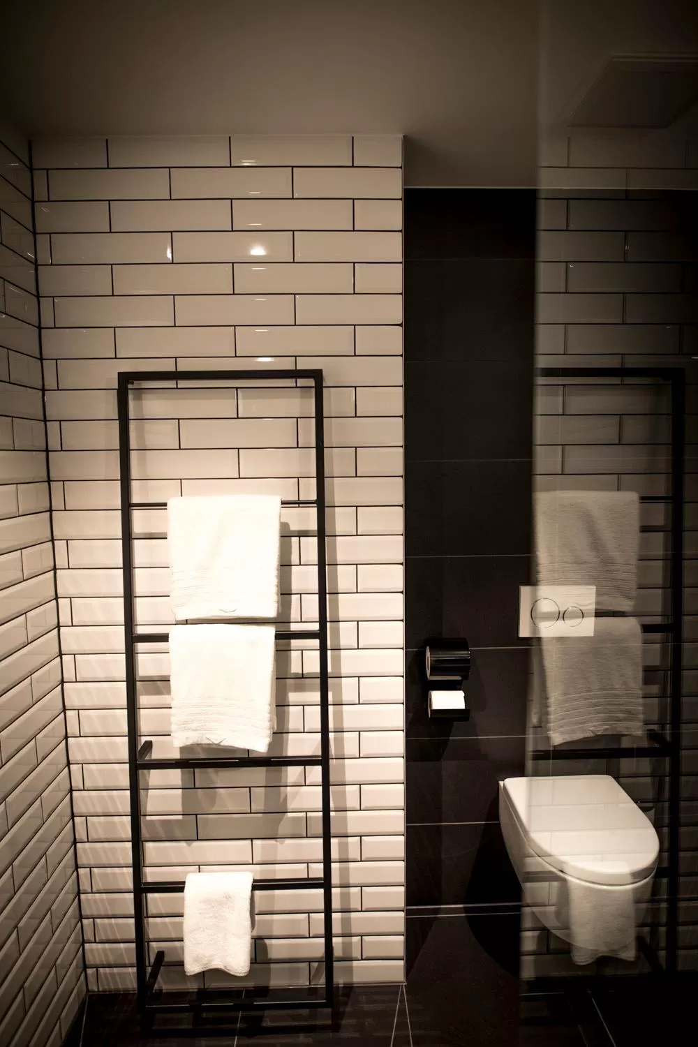 Bathroom in ibis Wels