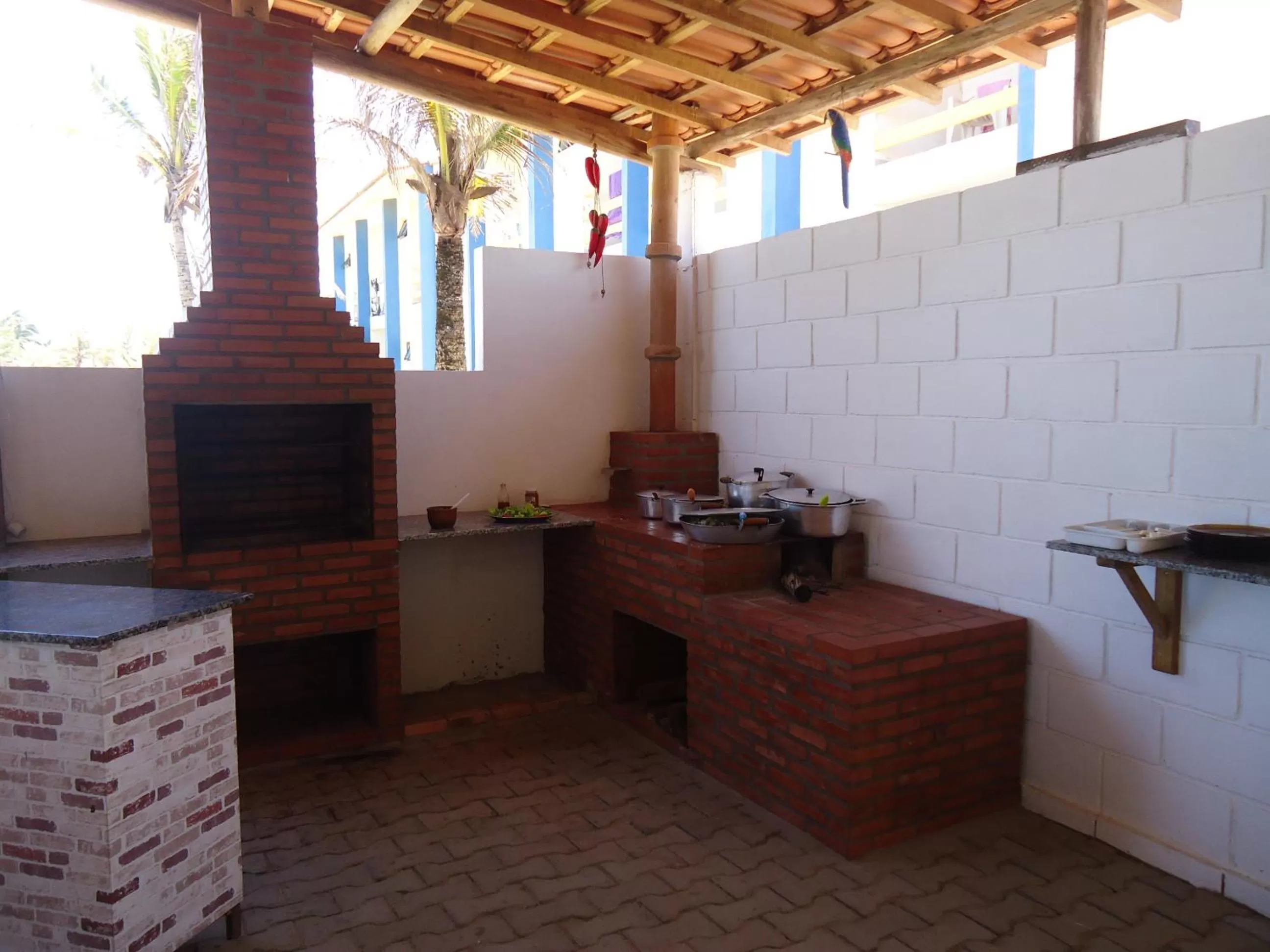 Restaurant/places to eat, Kitchen/Kitchenette in Pousada Solar das Flores