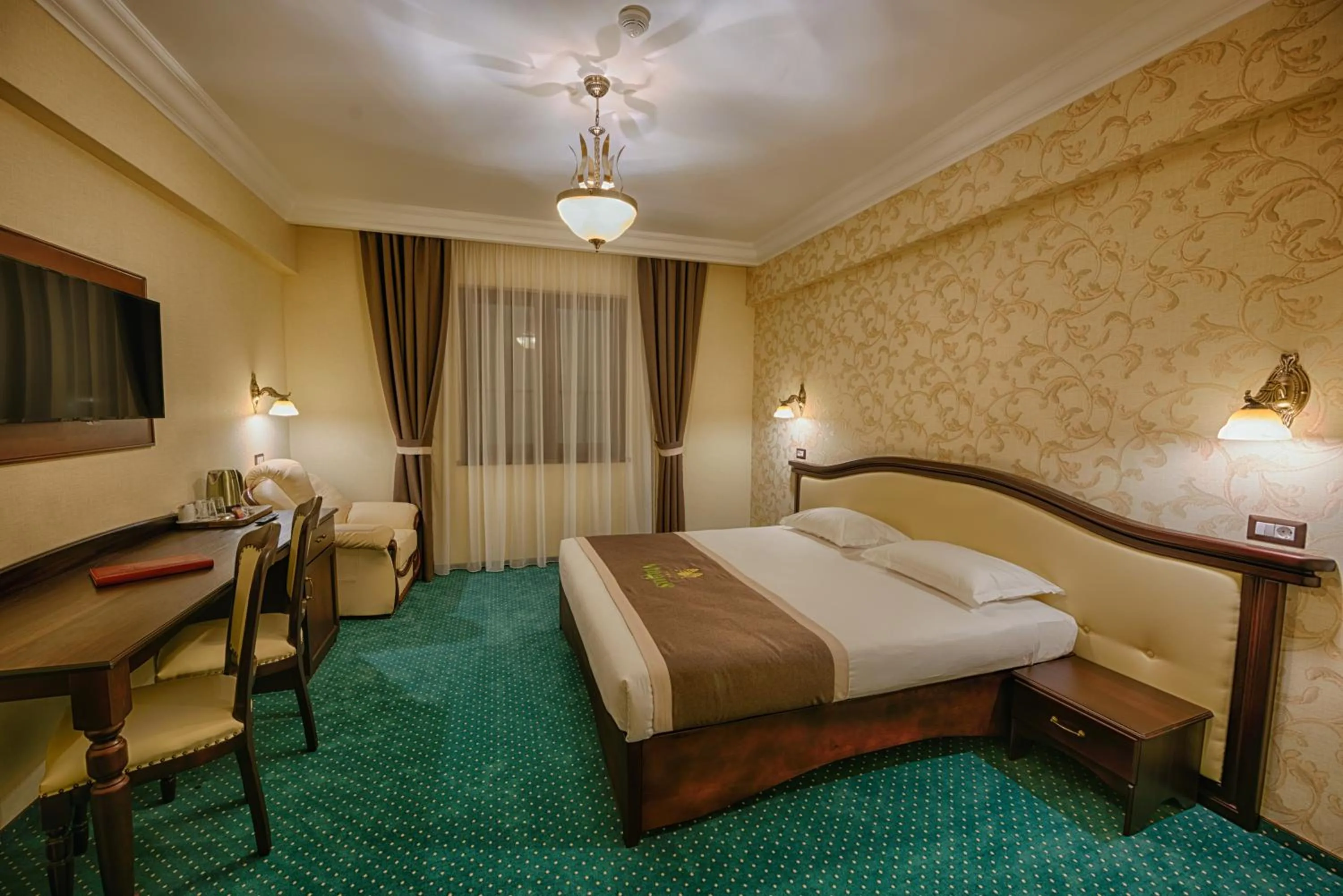 Photo of the whole room, Bed in Magus Hotel