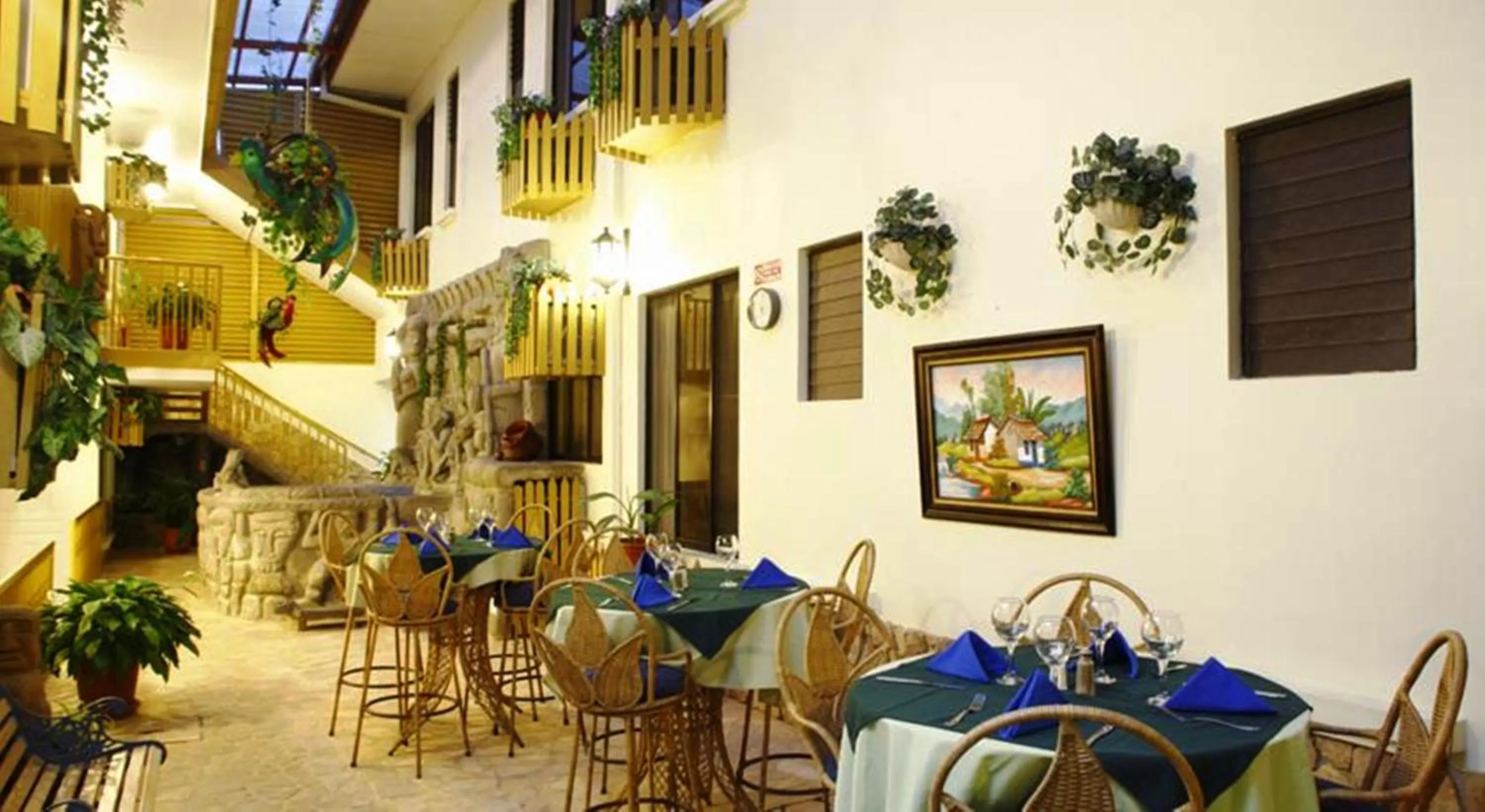 Restaurant/places to eat in Adventure Inn