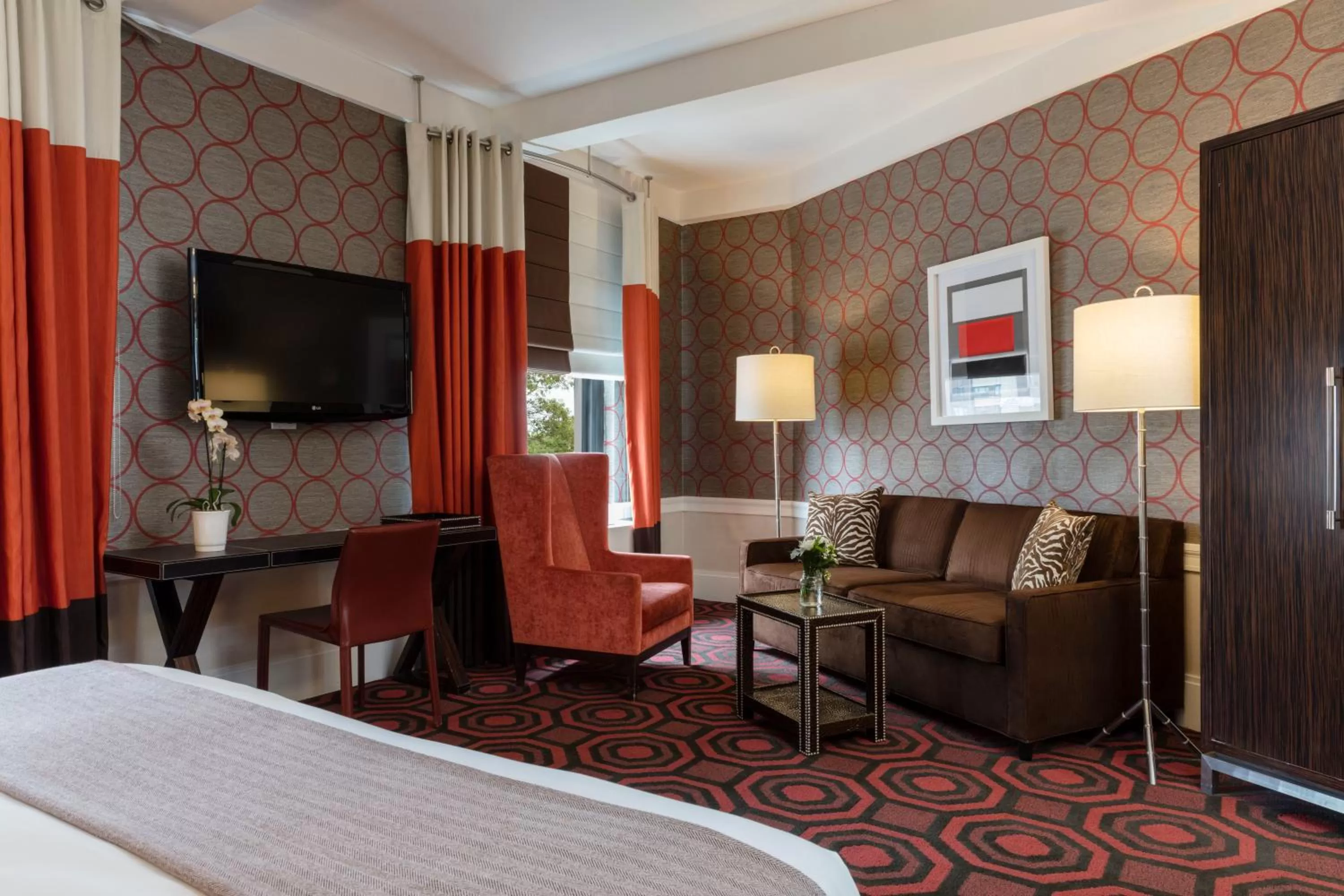 TV and multimedia, Bed in The Empire Hotel New York