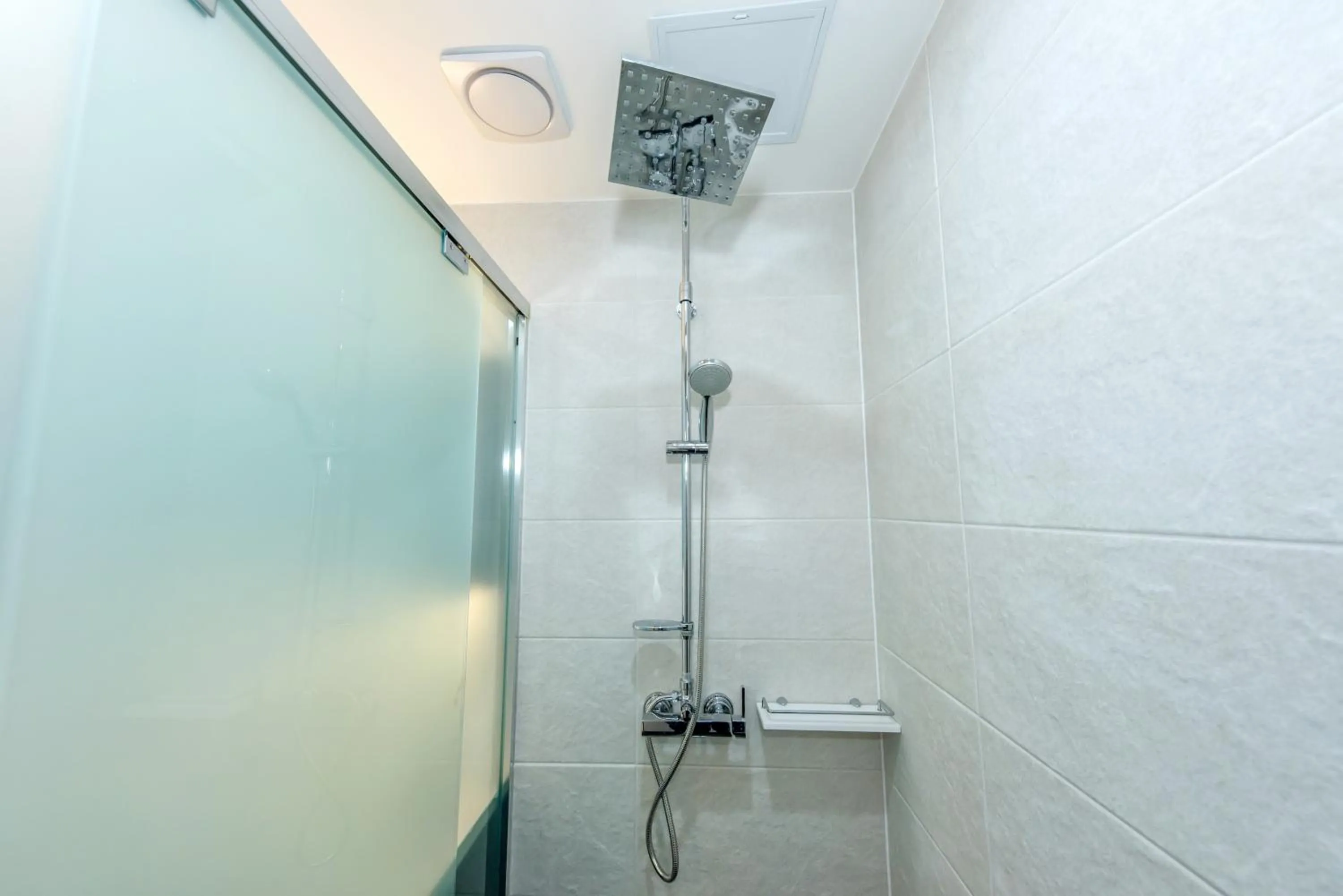 Shower in Arts Spa&Poolvilla