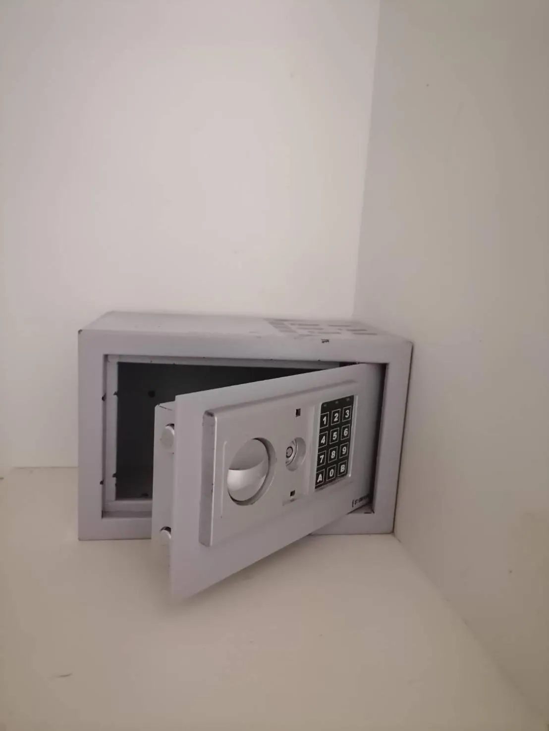 Amici Miei Hotel (SHA Certified)