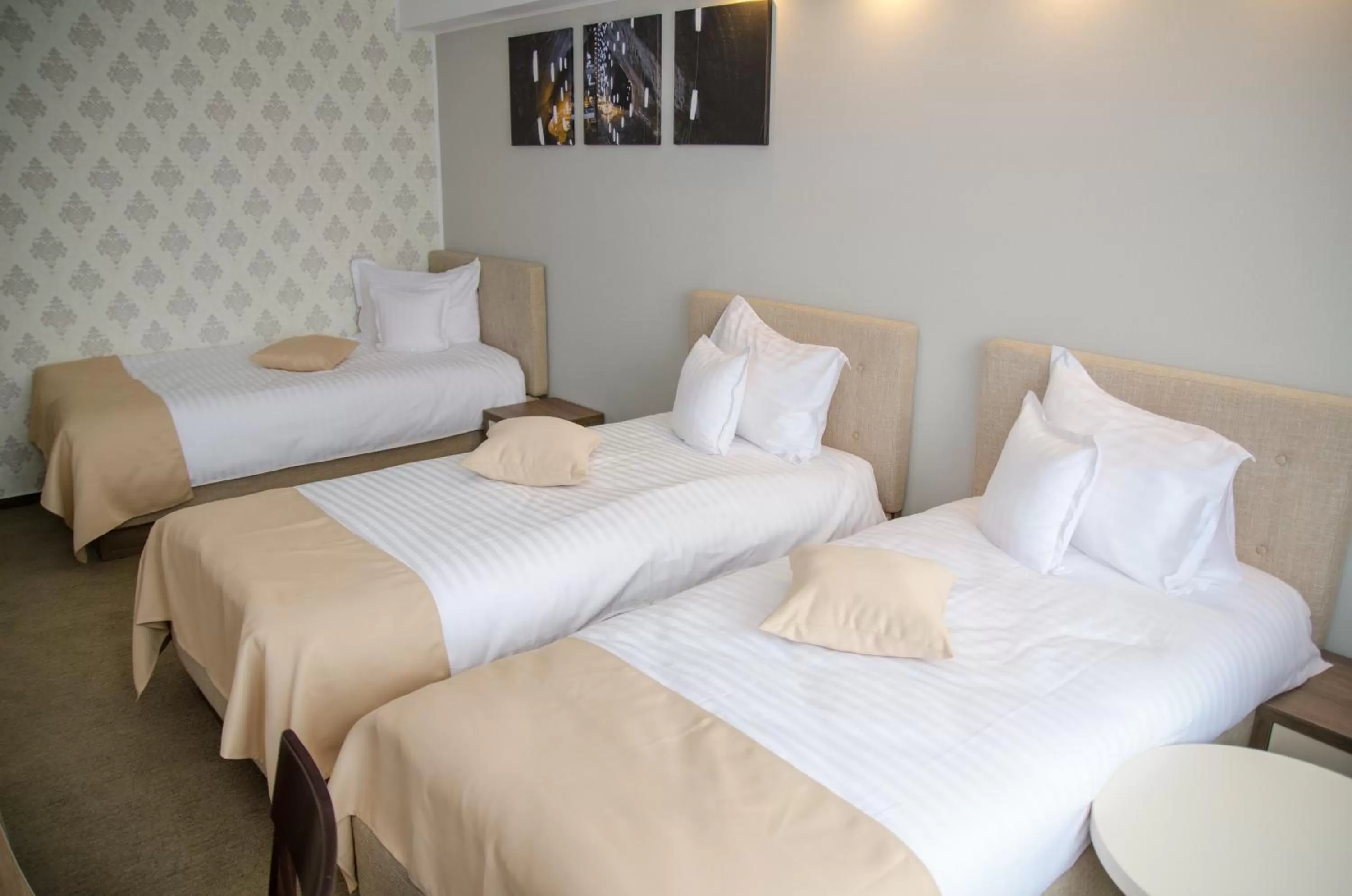 Bed, Room Photo in Potaissa Hotel