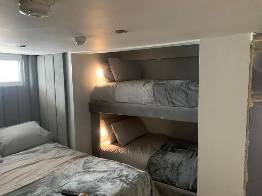 Bed in Belvedere Aparthotel - 83 Mount Pleasant