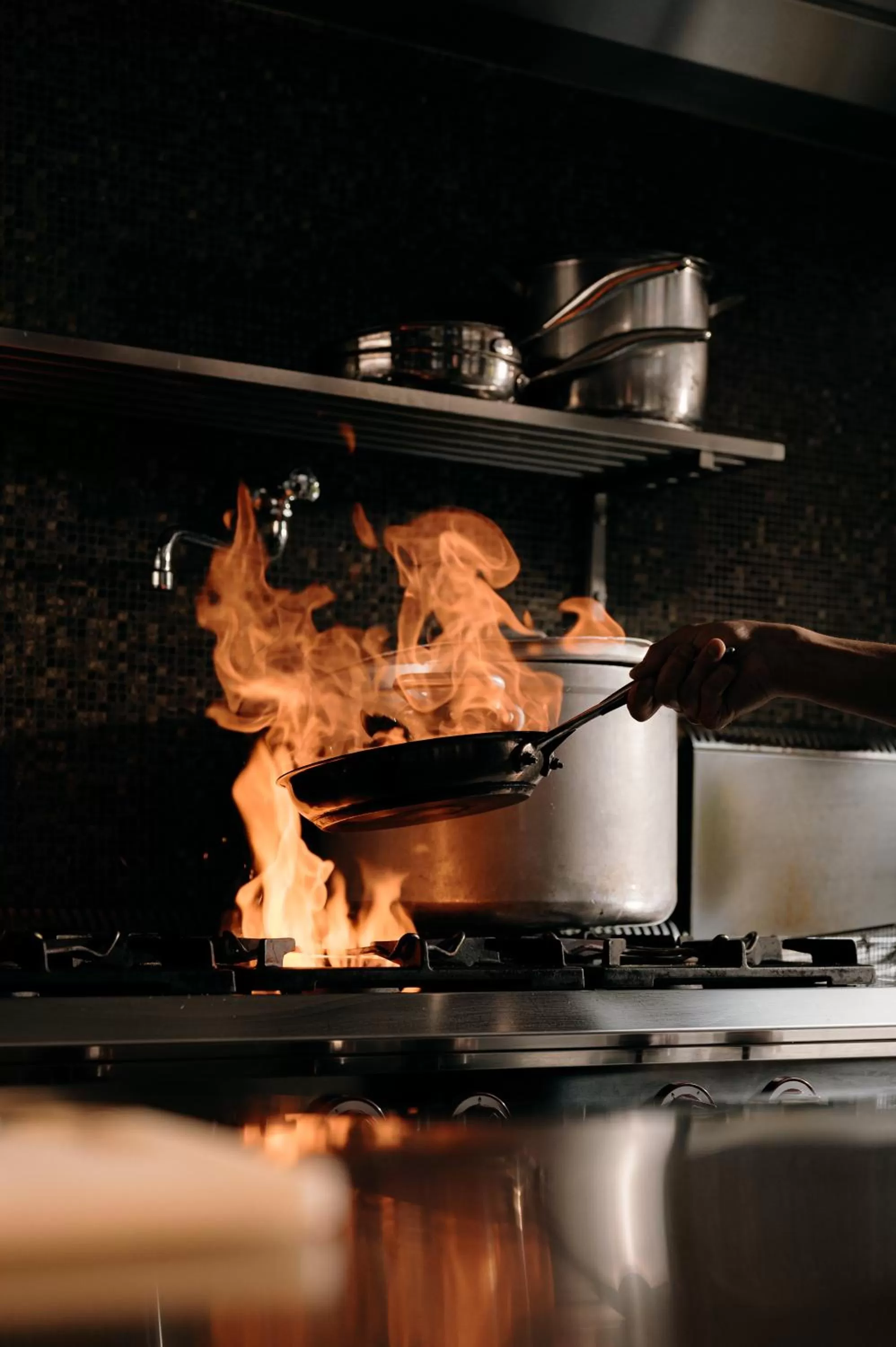 Kitchen or kitchenette in Boutiquehotel 't Fraeyhuis - adults only