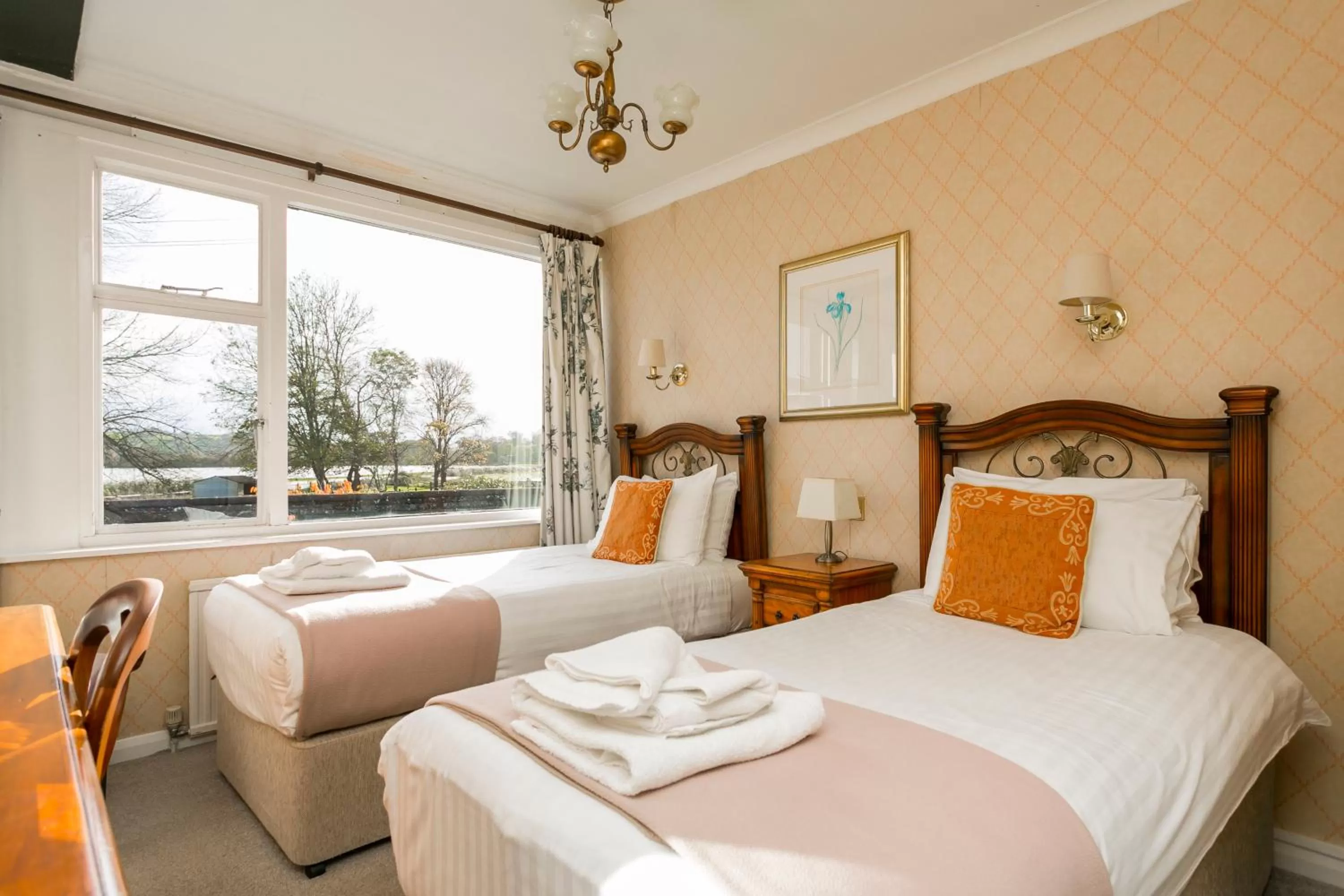 Bed in Deans Place Hotel