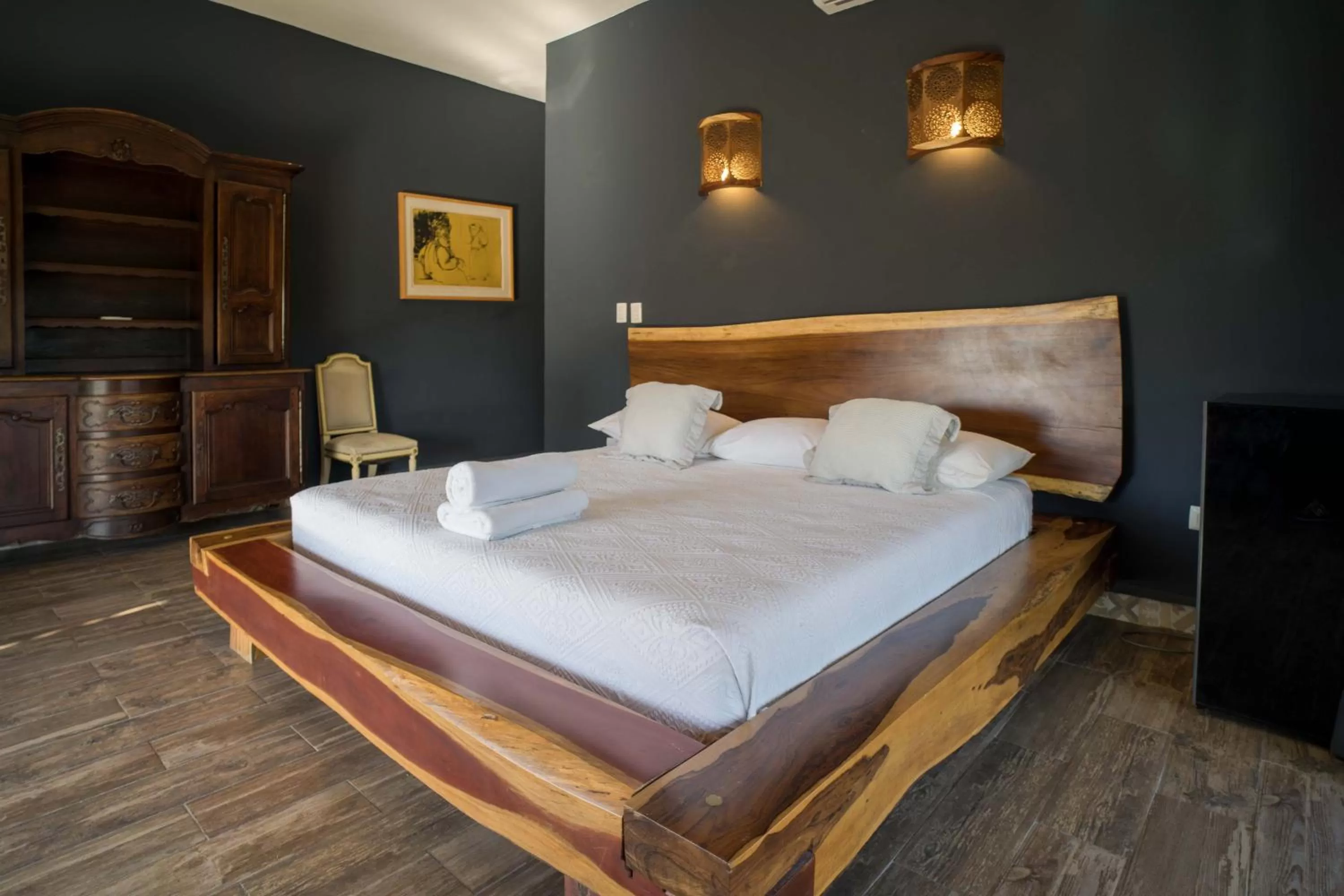 Photo of the whole room, Bed in Cielito Hotel Boutique