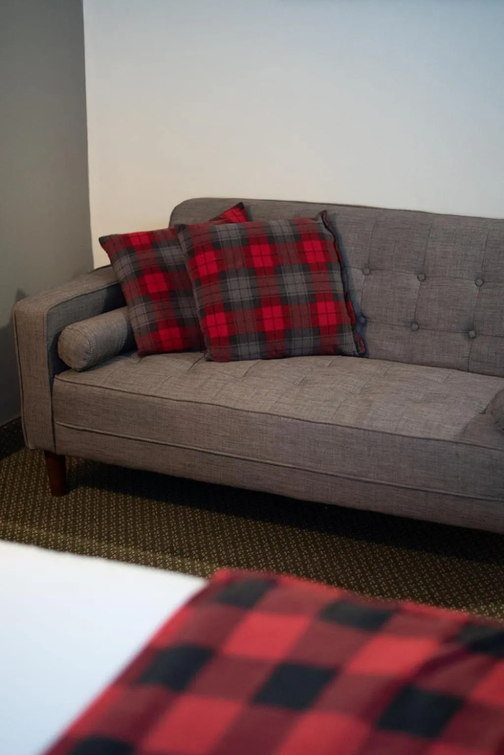 Seating area in Mountain Inn at Lutsen