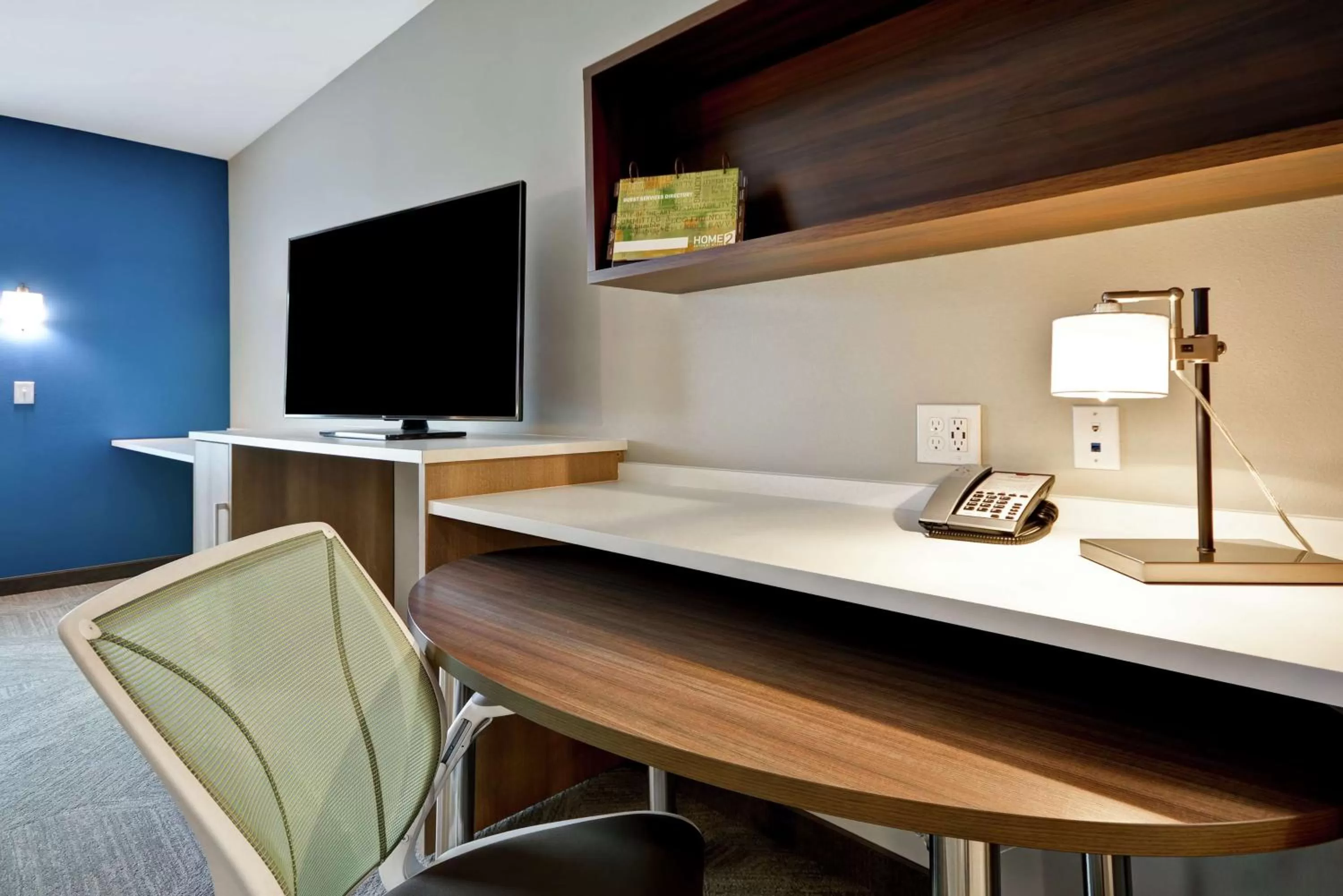 Bedroom in Home2 Suites Plano Legacy West