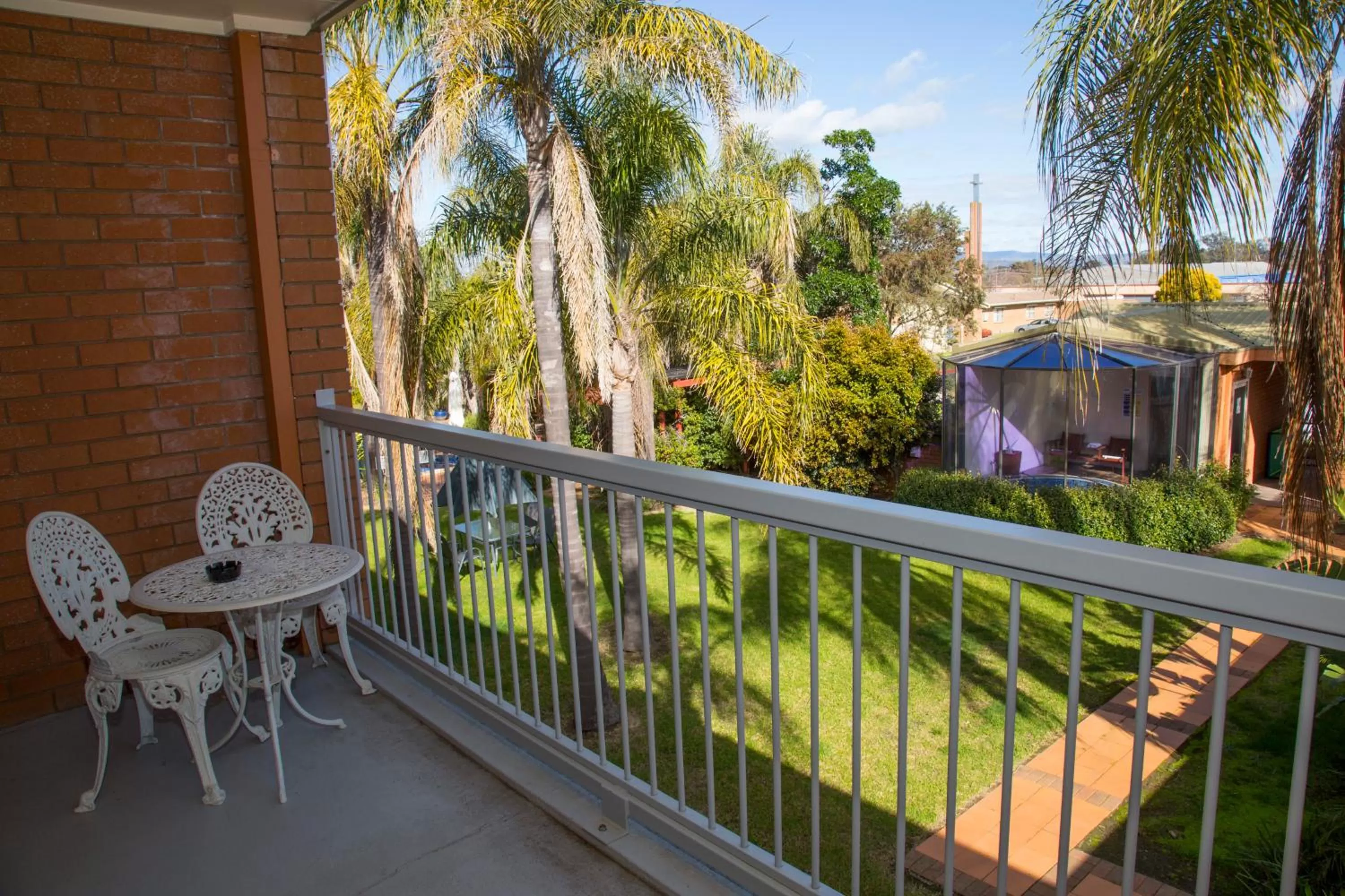 Balcony/Terrace in Crystal Fountain Motel Albury