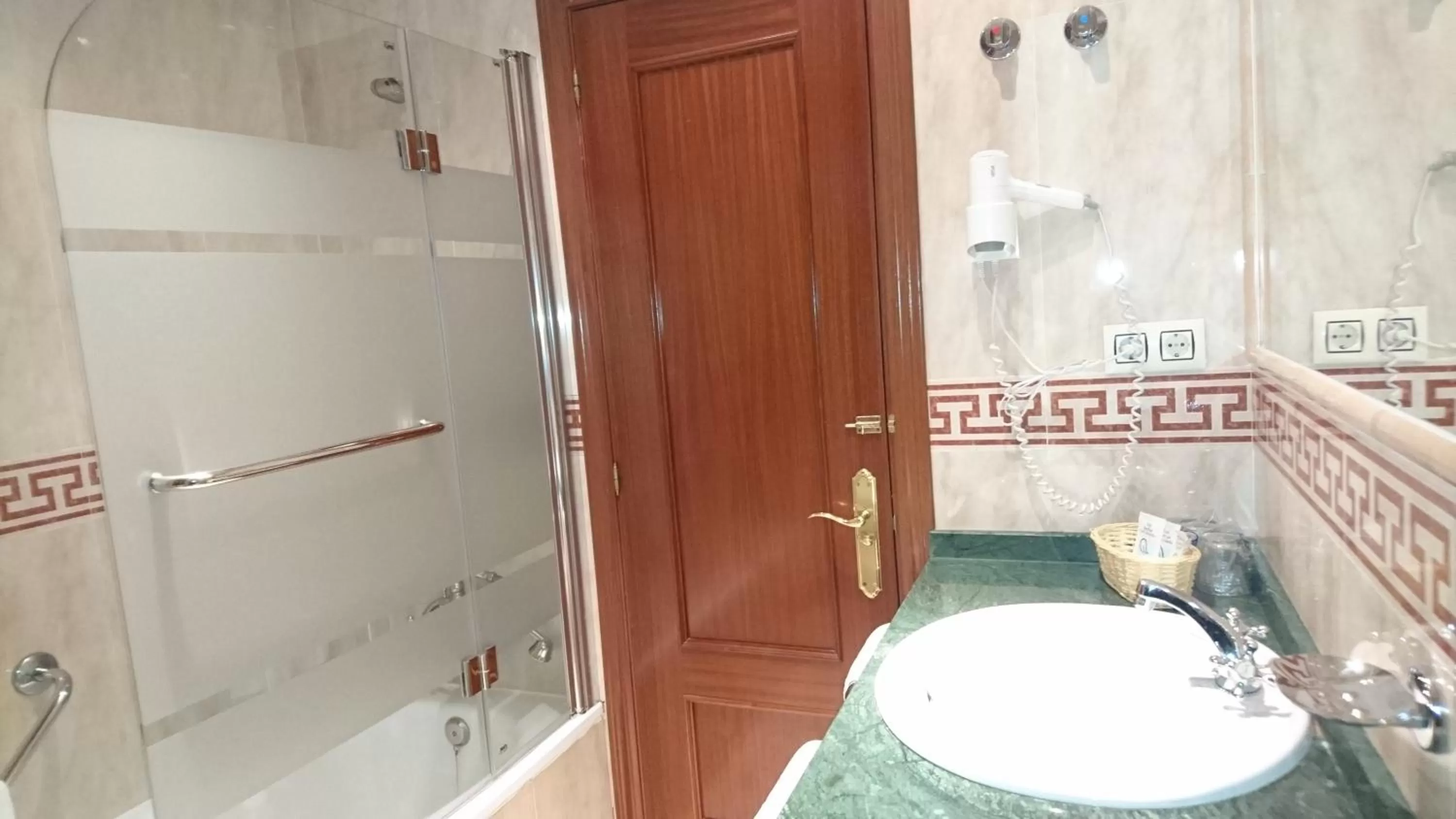 Bathroom in Tierra De Lobos