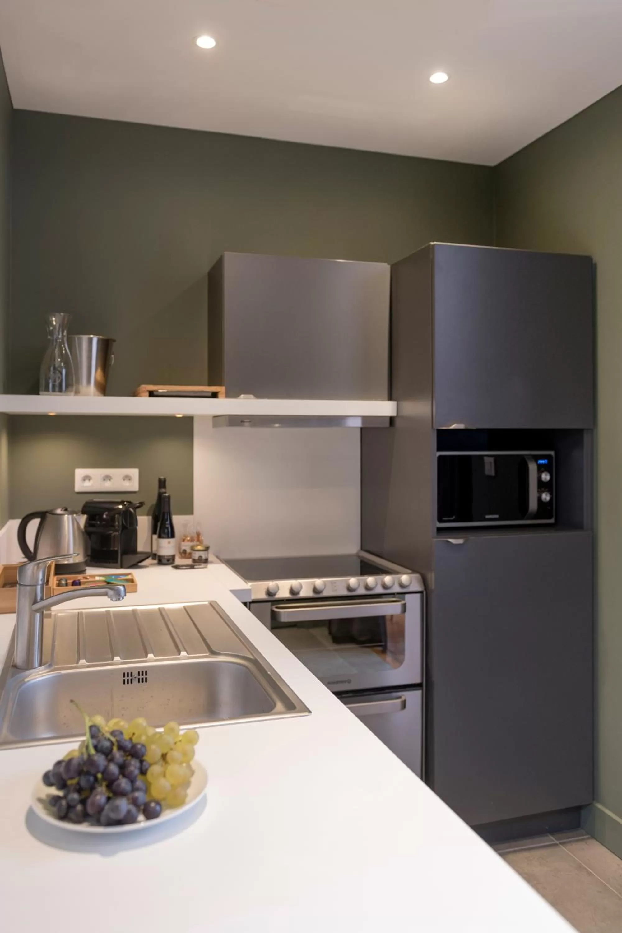 Coffee/tea facilities in MiHotel Gailleton