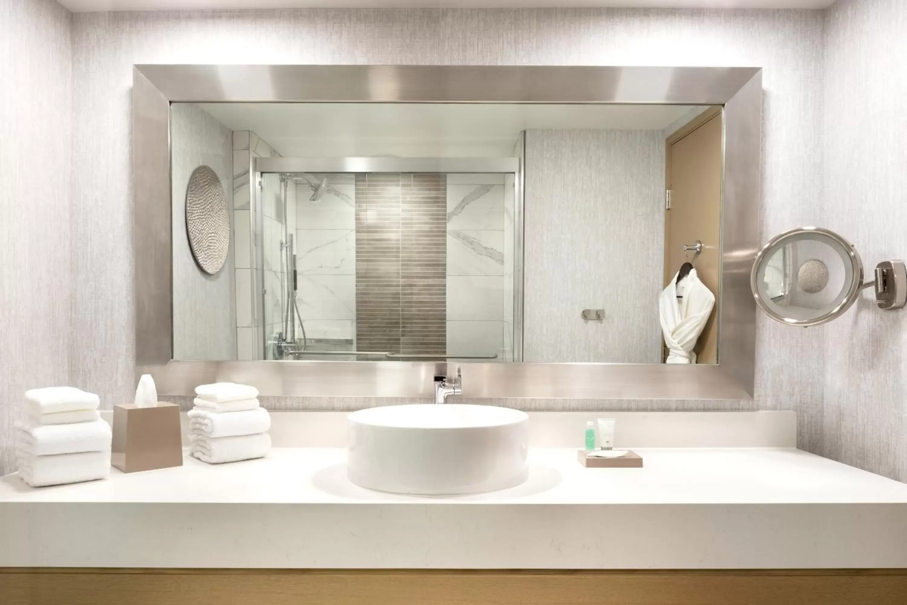 Deluxe King - single occupancy - View, Guest room, 1 King, City view in The Westin Las Vegas Hotel & Spa Deluxe King - single occupancy - View, Guest room, 1 King, City view in The Westin Las Vegas Hotel & Spa