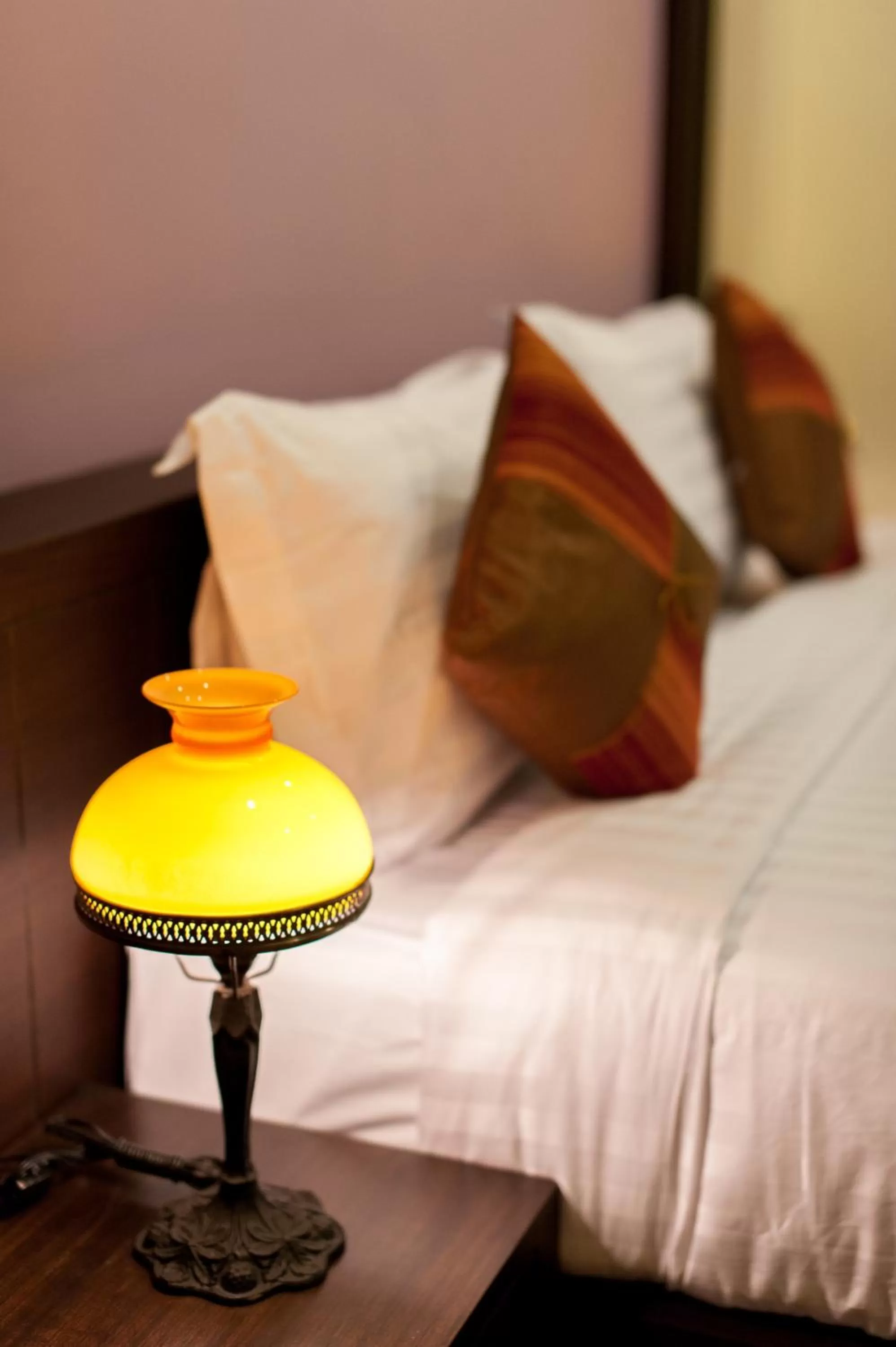 Bed in Tara Place Hotel Bangkok