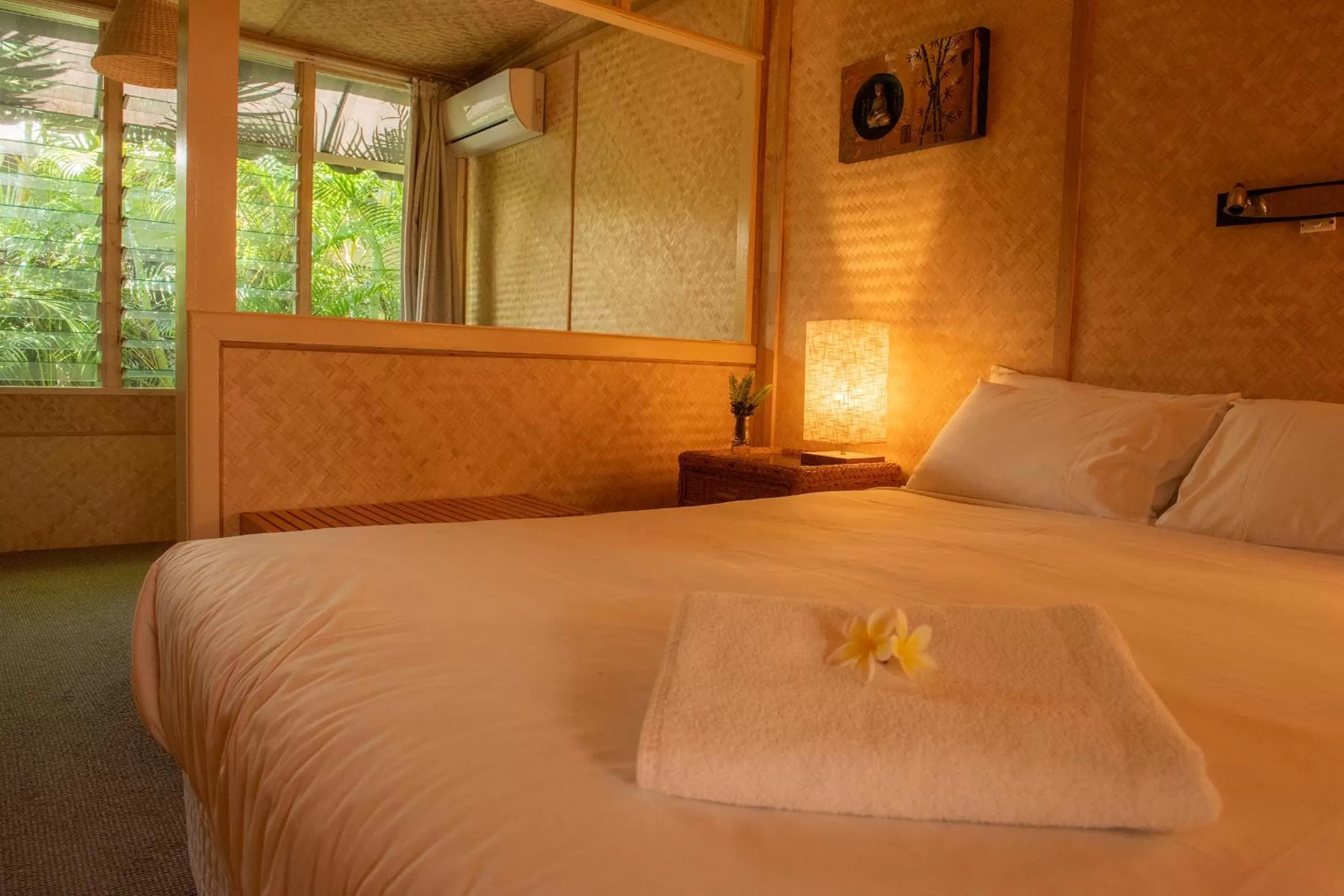 Bed in Tallow Beach Motel