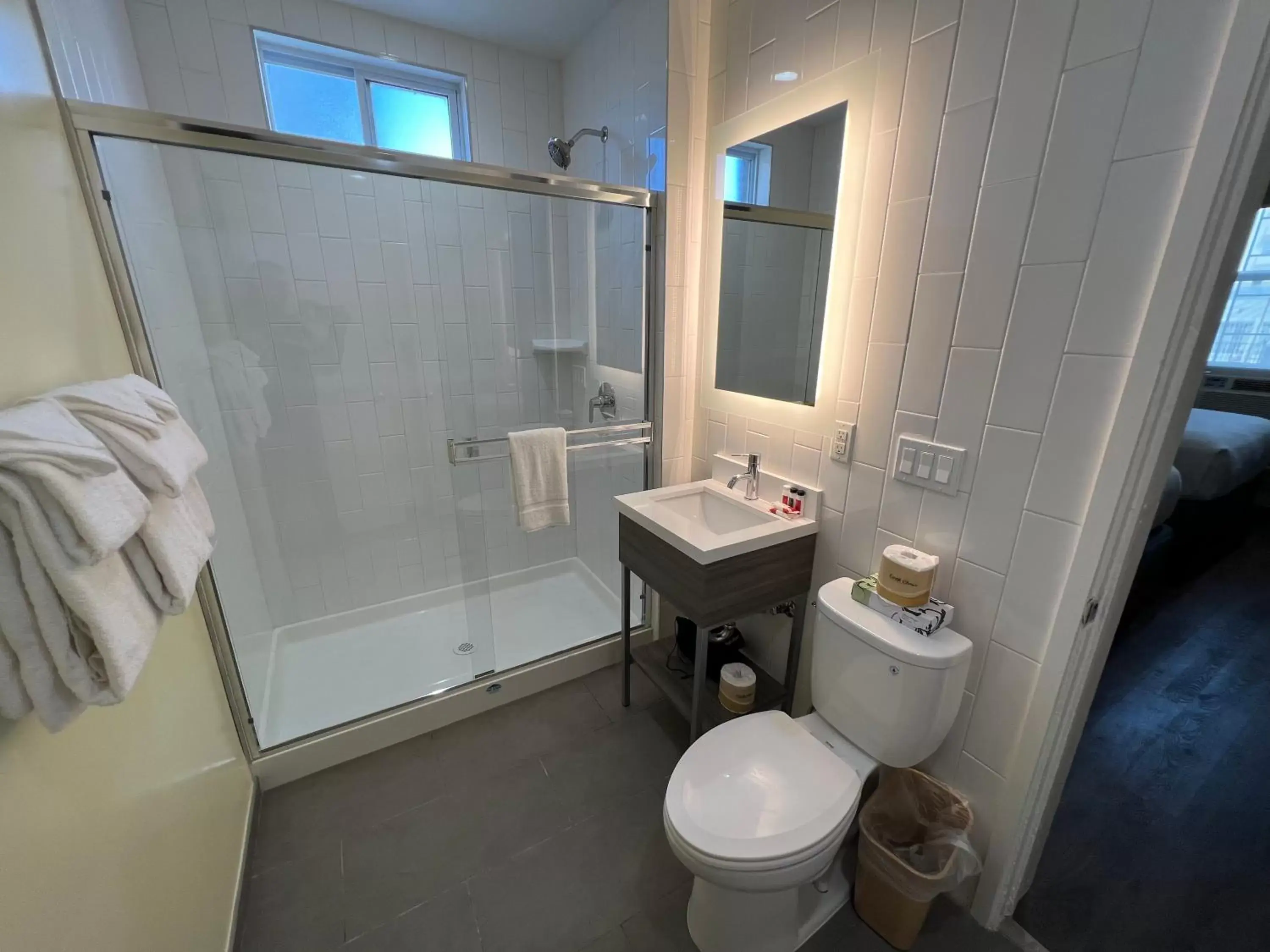 Double Room - Mobility Access/Non-Smoking in Super 8 by Wyndham San Francisco/Union Square Area Double Room - Mobility Access/Non-Smoking in Super 8 by Wyndham San Francisco/Union Square Area