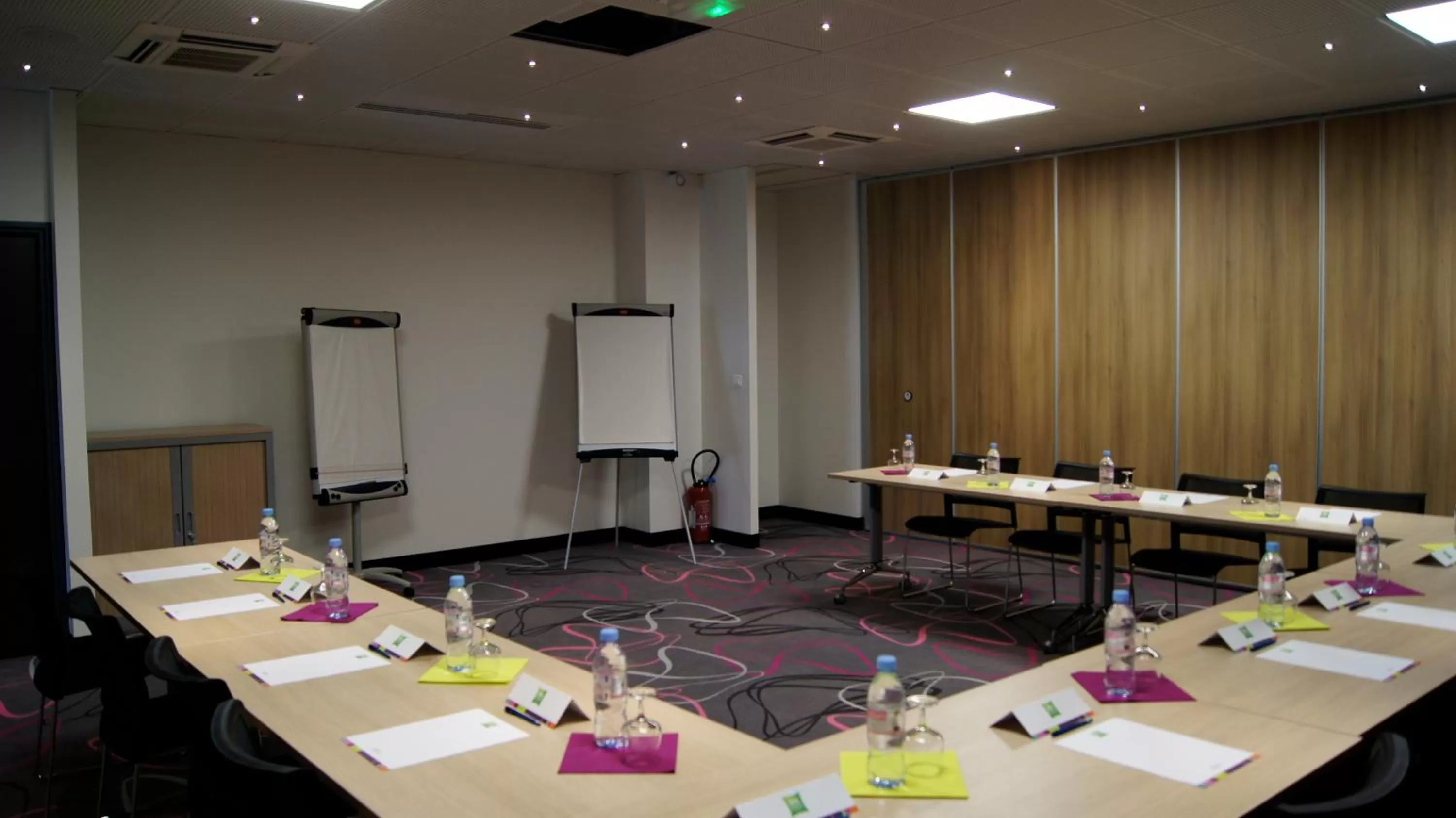 Business facilities in ibis Styles Romans-Valence Gare TGV
