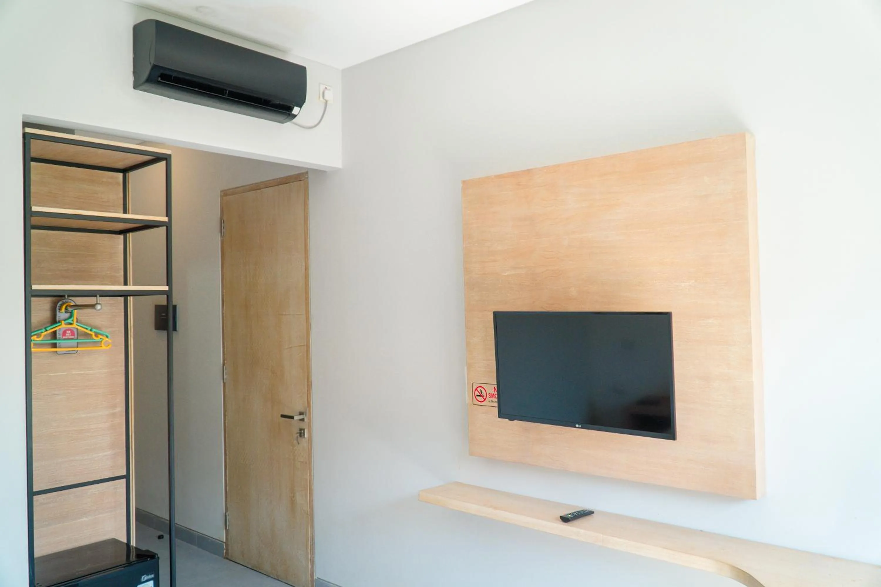 TV and multimedia in Gemini Star Hotel Kuta