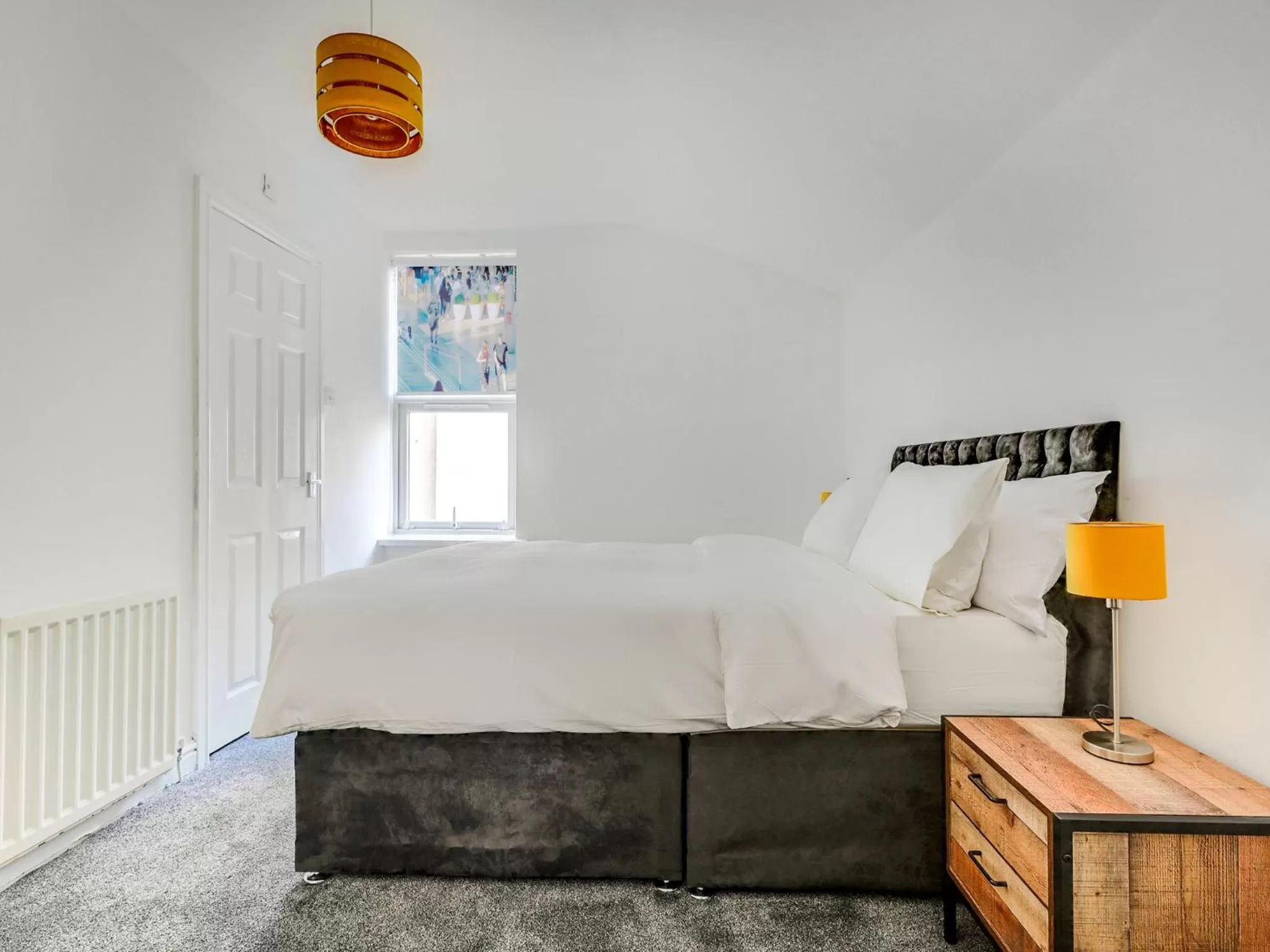 Photo of the whole room in Albert View Rooms