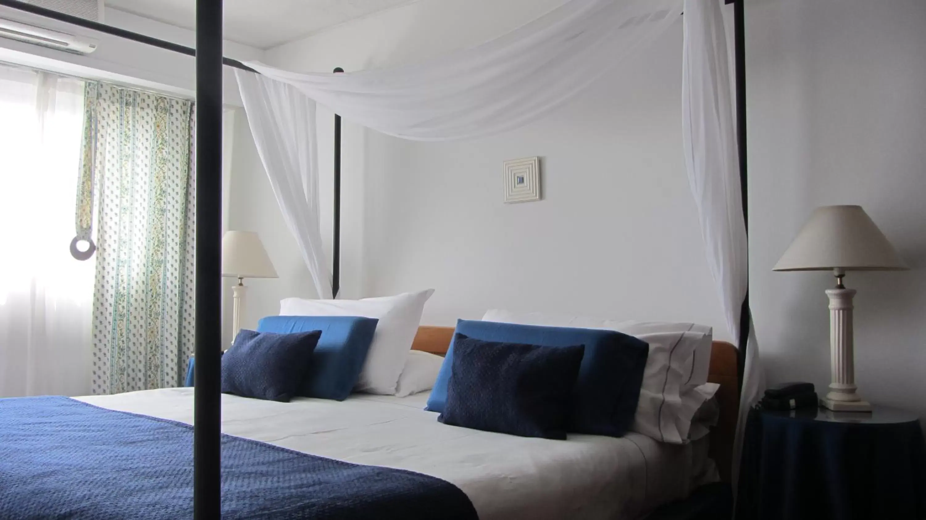 Deluxe Four-Bedroom Apartment with Sea View in BDA Hotel & Spa Deluxe Four-Bedroom Apartment with Sea View in BDA Hotel & Spa