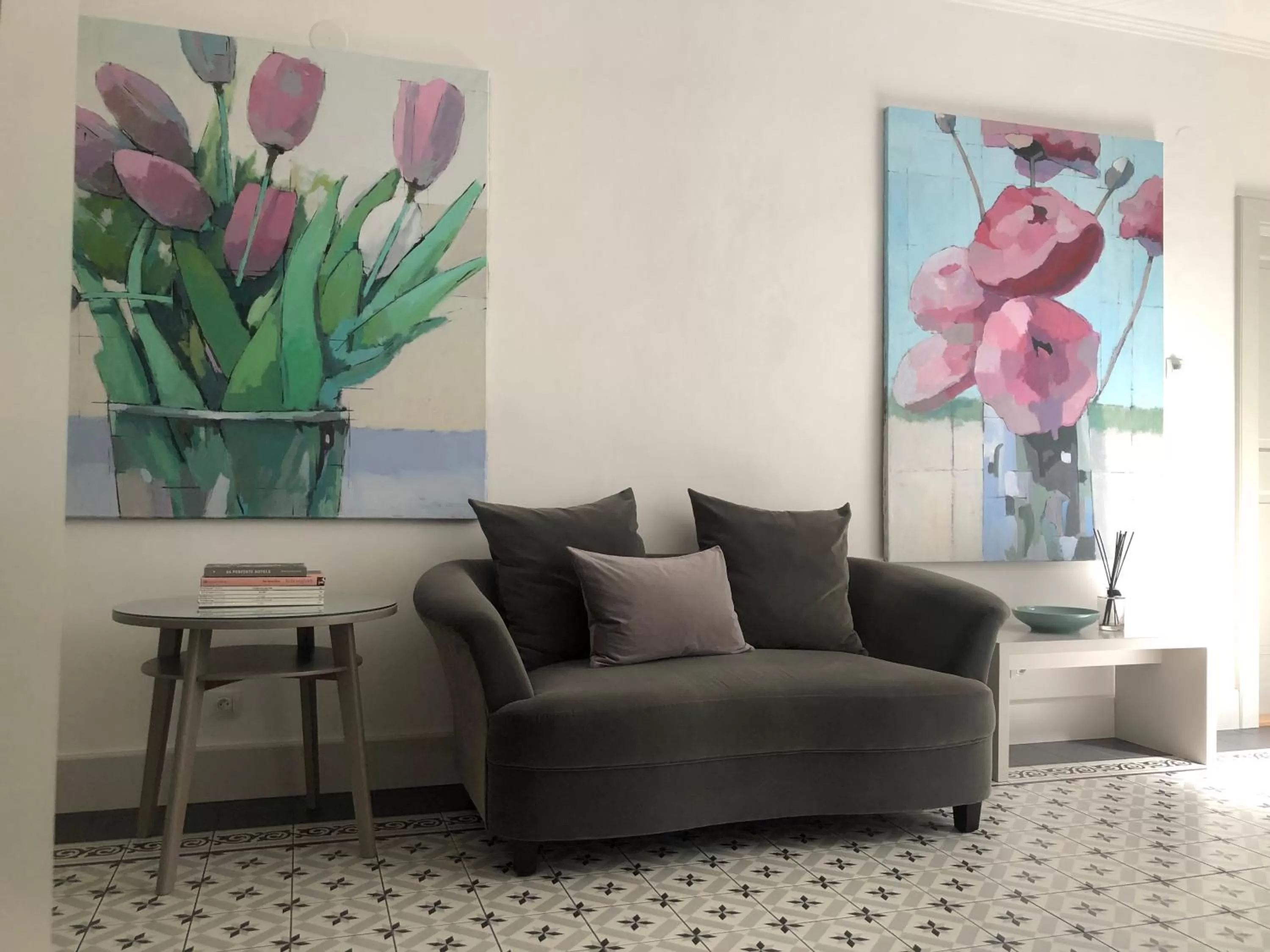 Property building, Seating Area in Galerie Suites