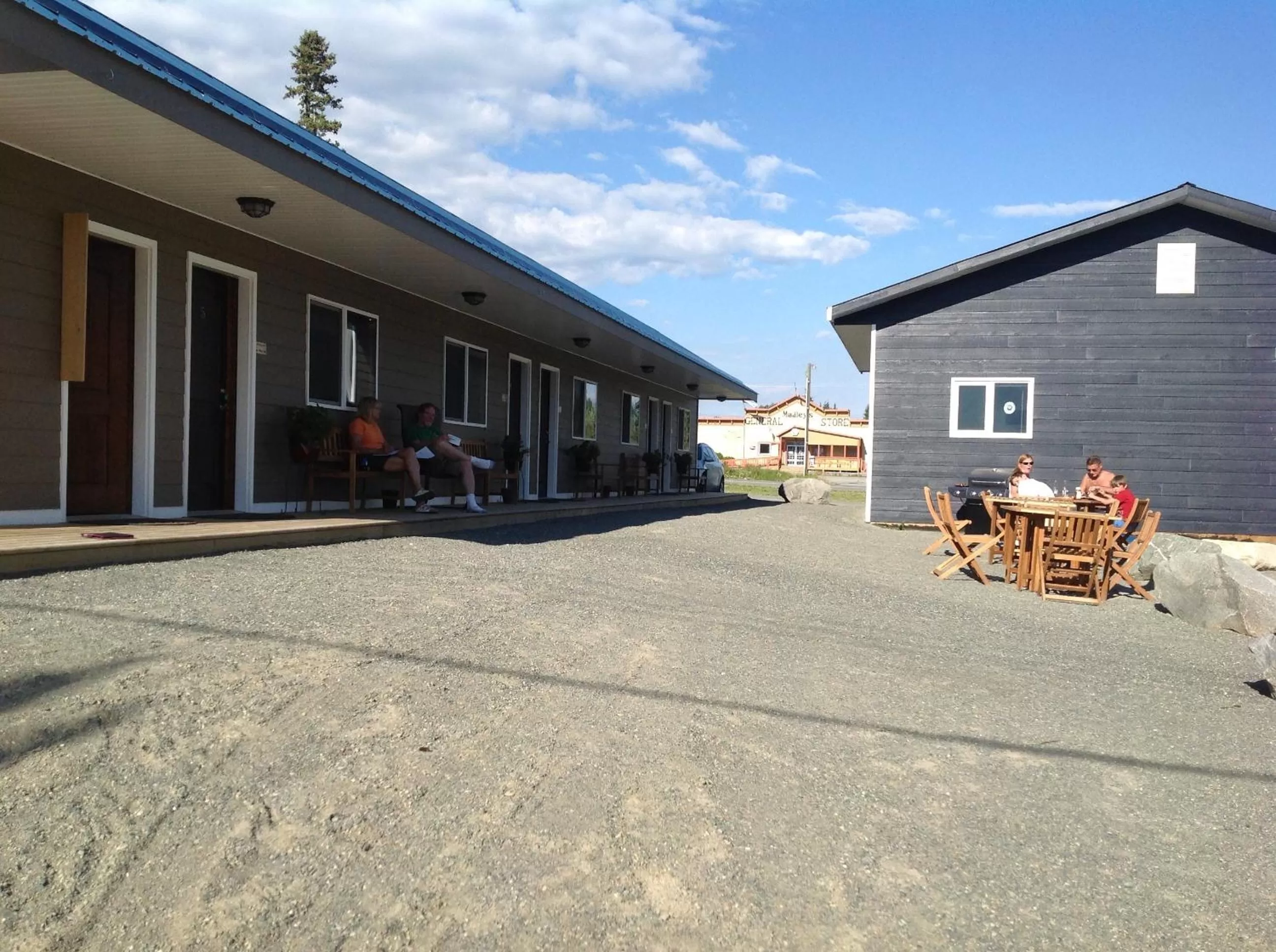 Property building in Parkside Inn