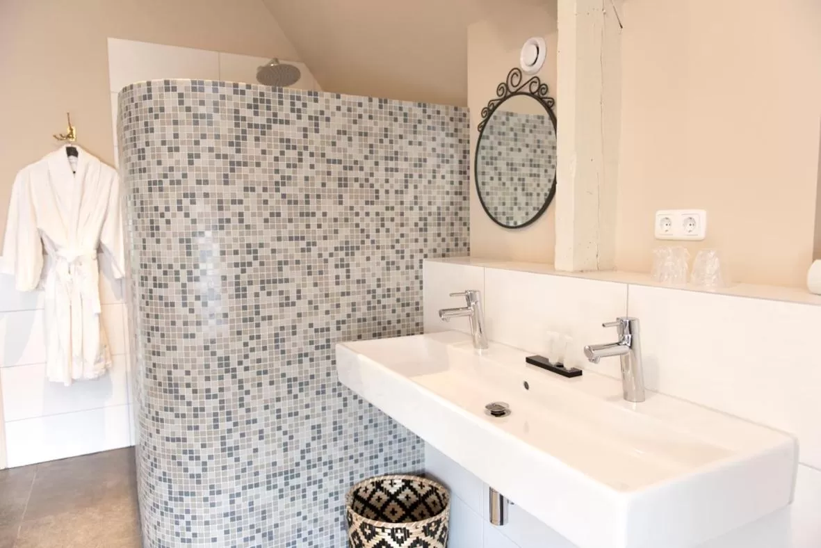 Shower in Herberg d'n brouwer