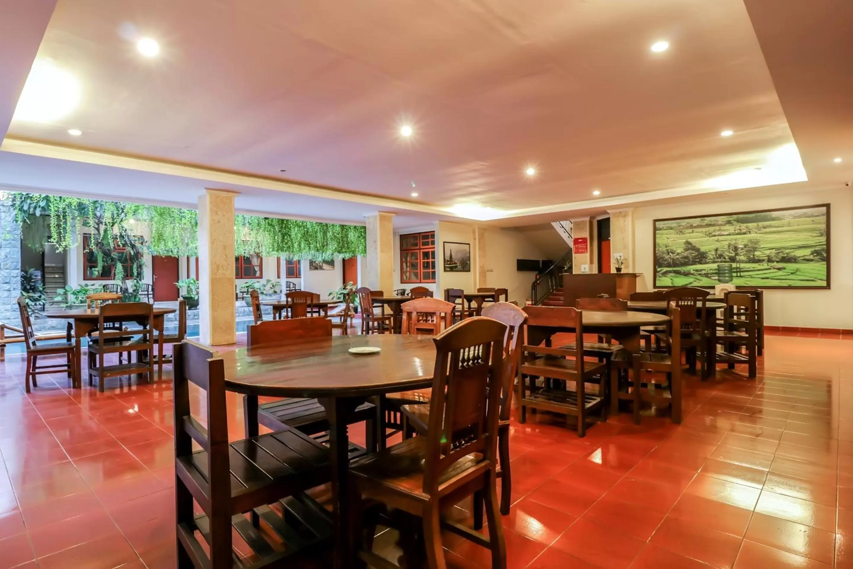 Restaurant/places to eat in Catur Adi Putra