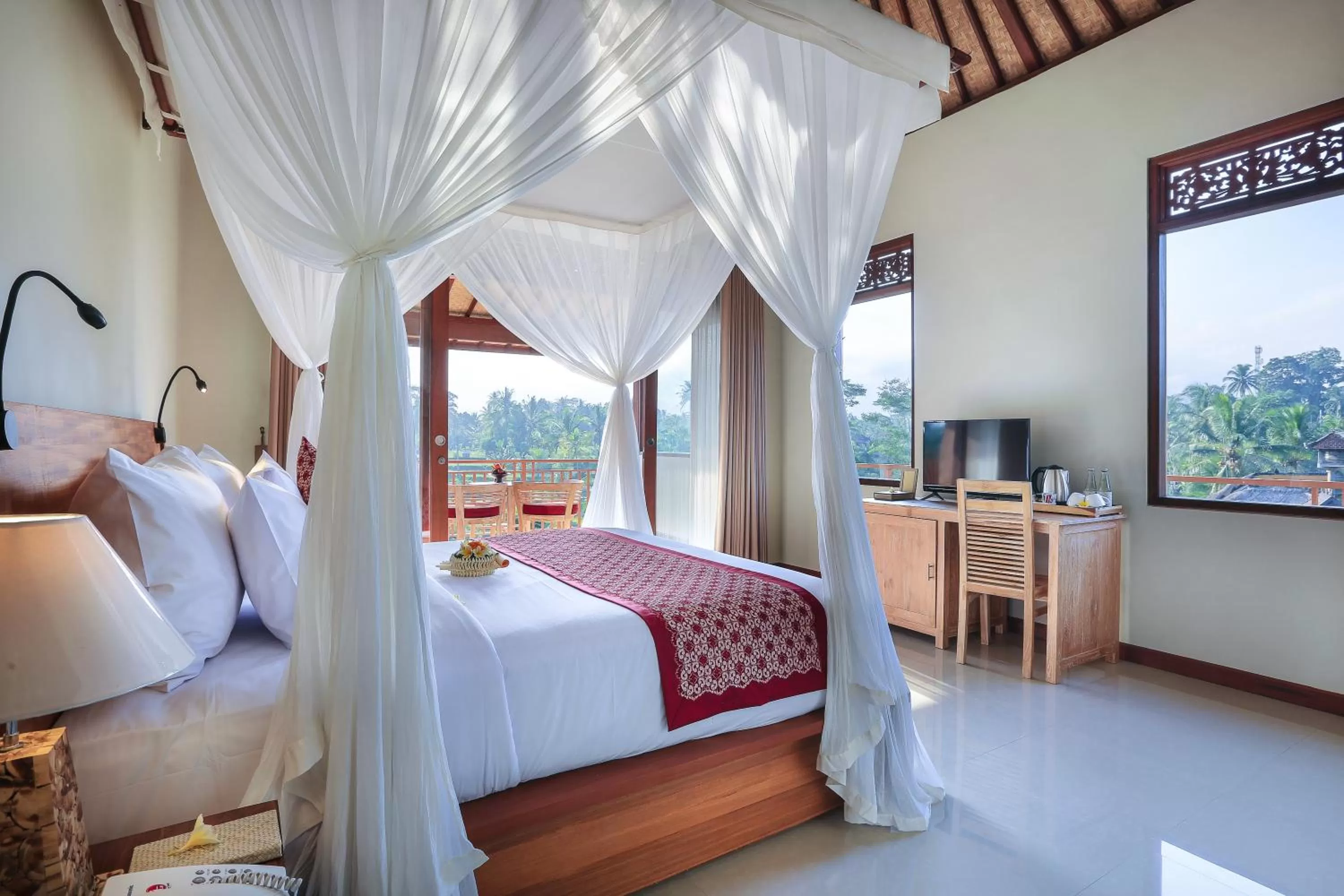 Communal lounge/ TV room, Bed in Nata Ubud