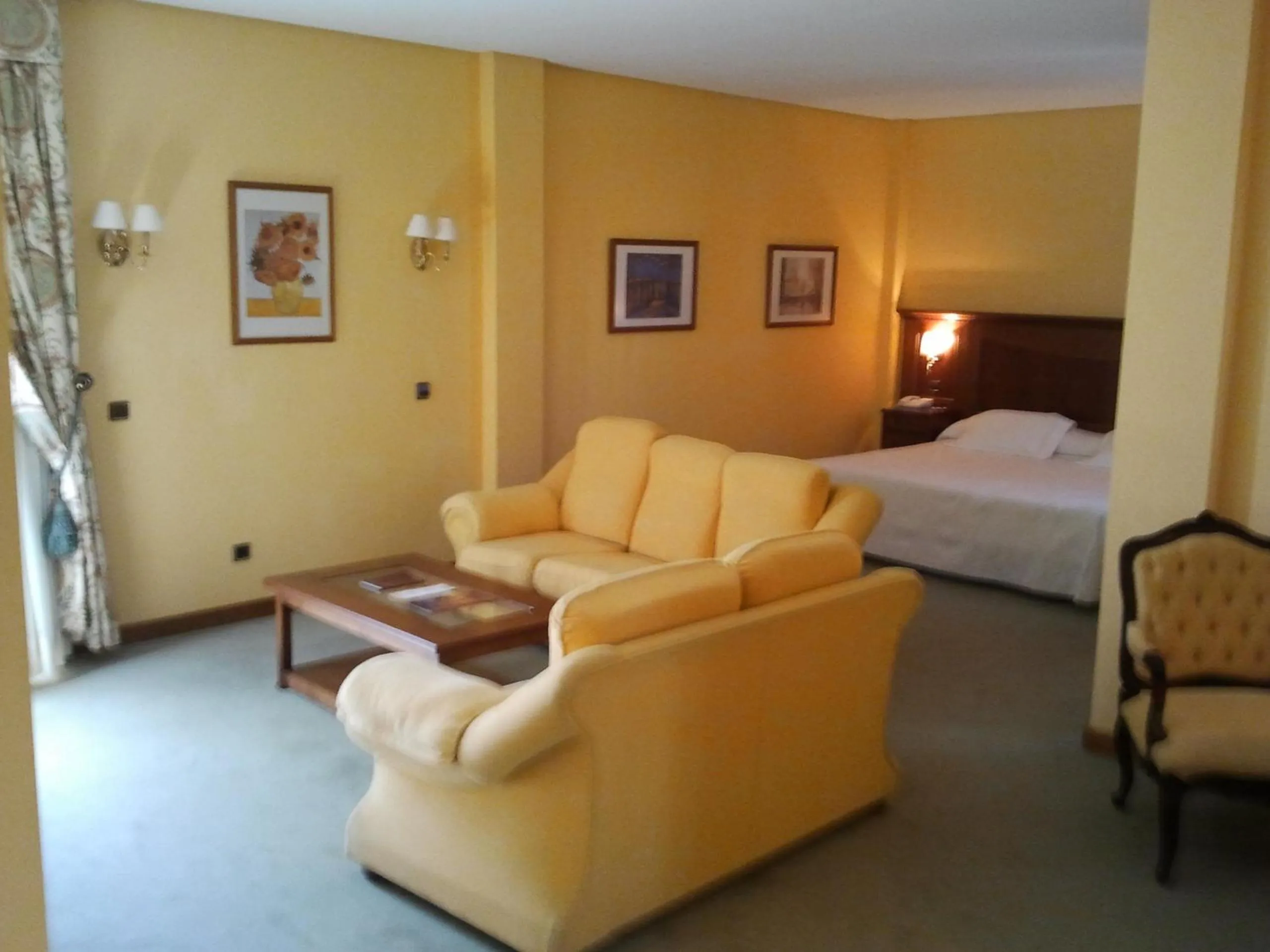 Suite in Hotel Lozano