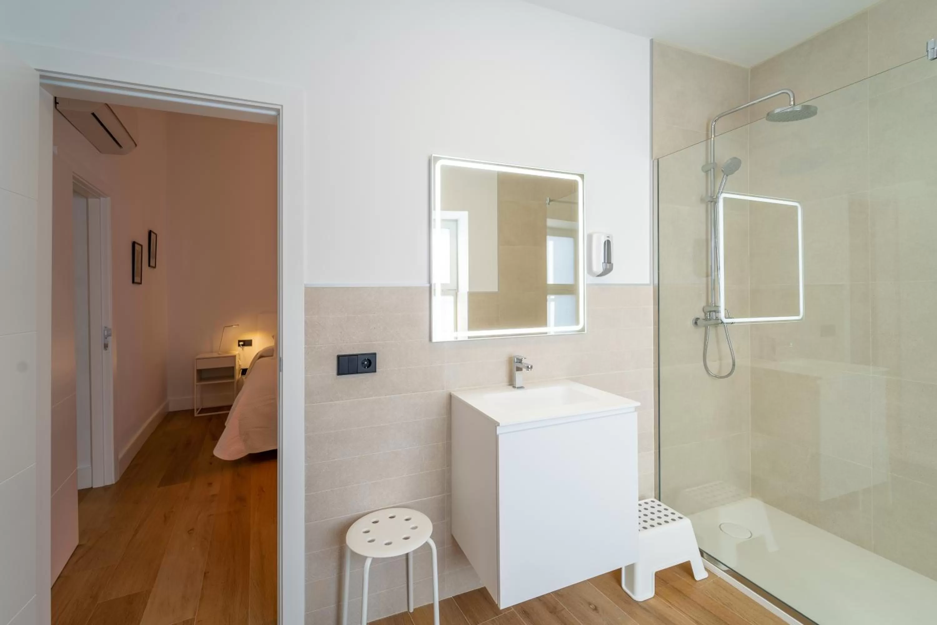 Bathroom in Albor Suites