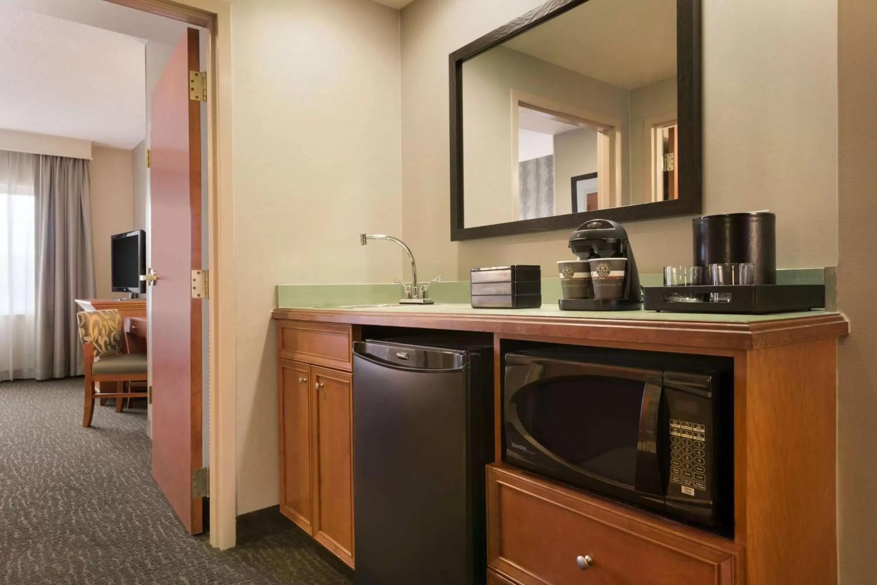 Suite with Two Double Beds - Non-Smoking in Embassy Suites by Hilton Franklin Cool Spring Suite with Two Double Beds - Non-Smoking in Embassy Suites by Hilton Franklin Cool Spring