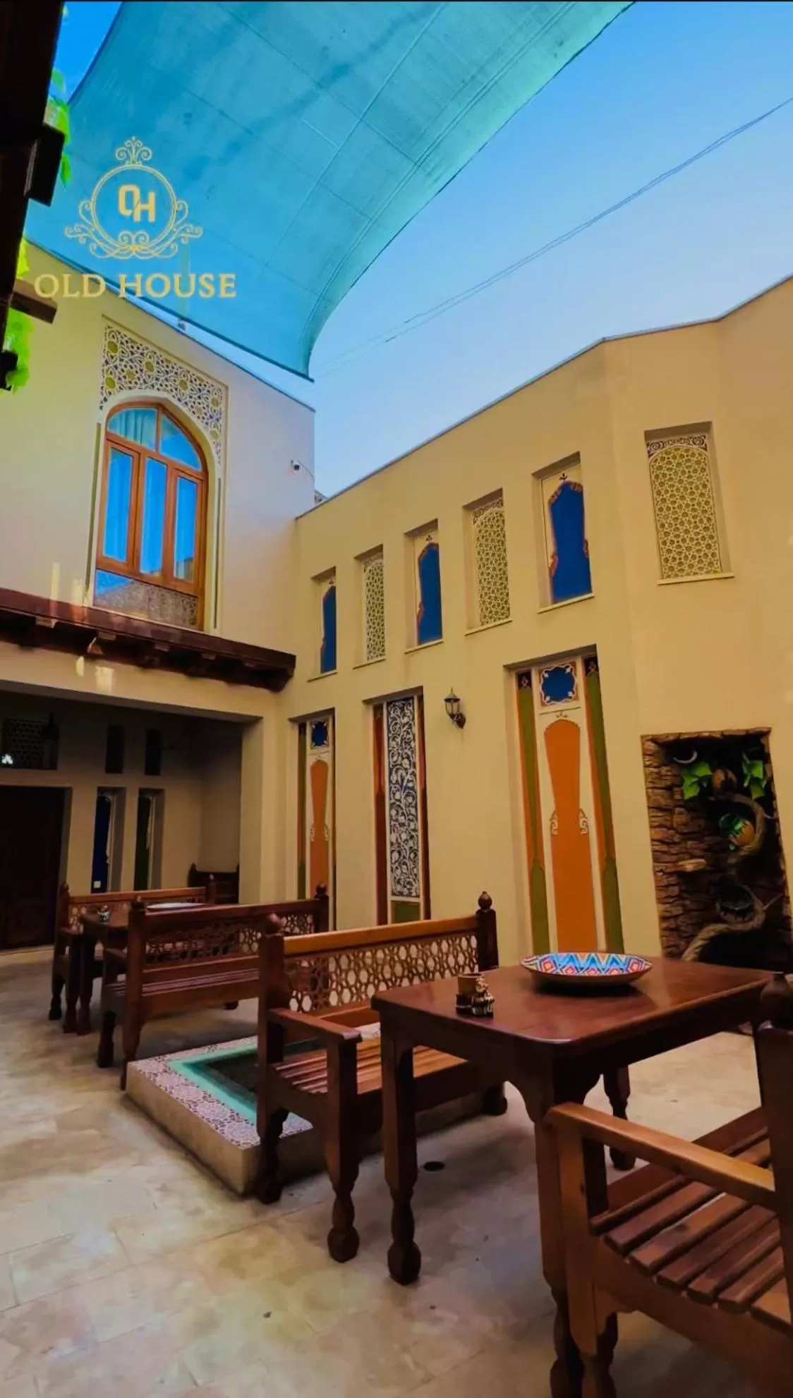 Day, Property Building in Old House Hotel