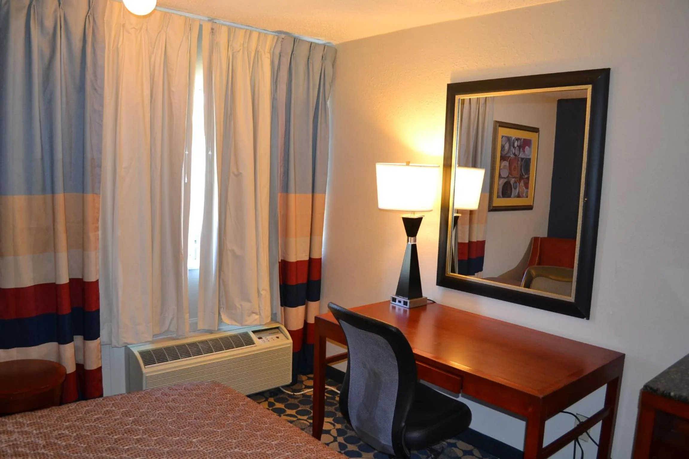Decorative detail, Dining Area in Econo Lodge and Suites