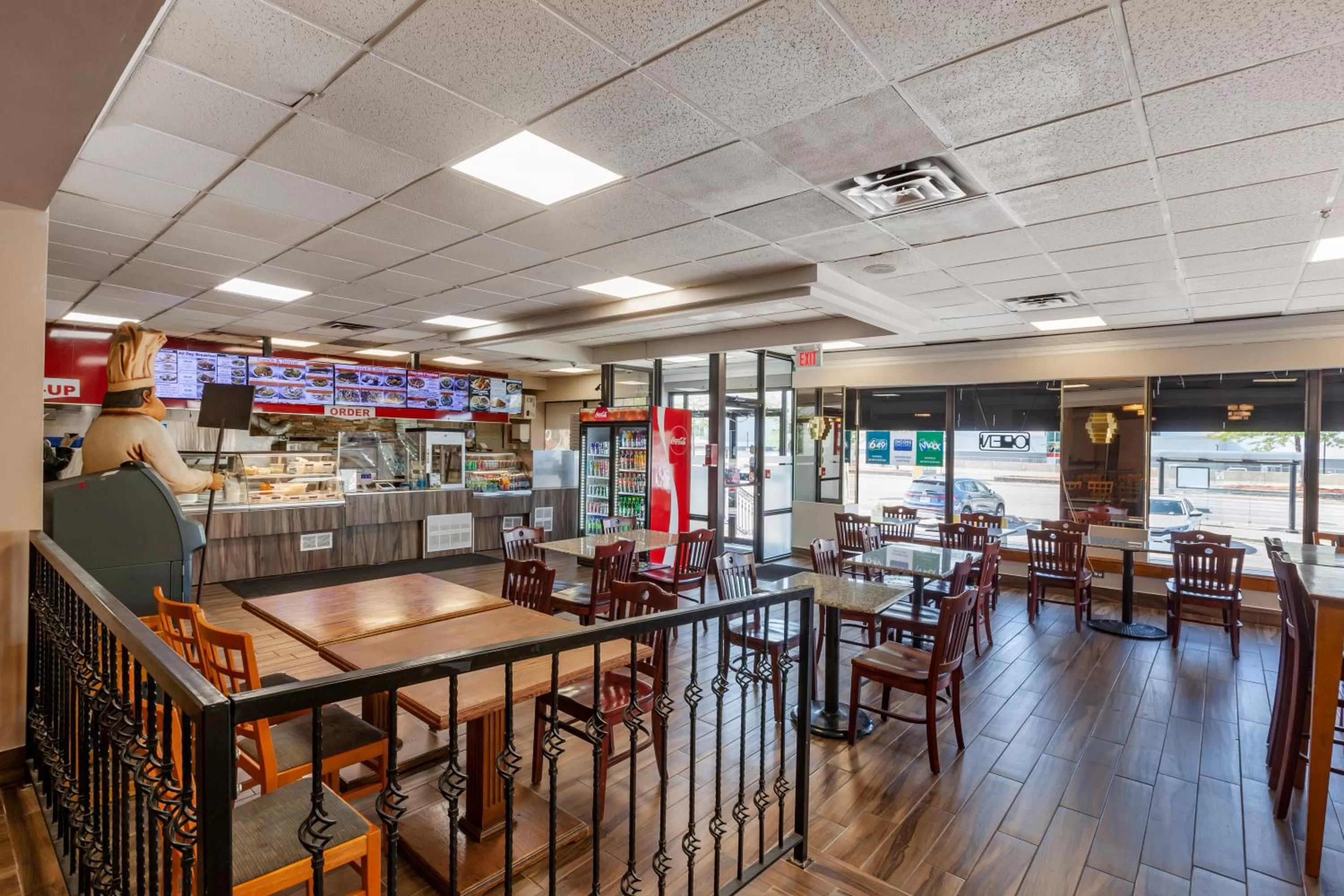 Restaurant/places to eat in Quality Inn Toronto Airport