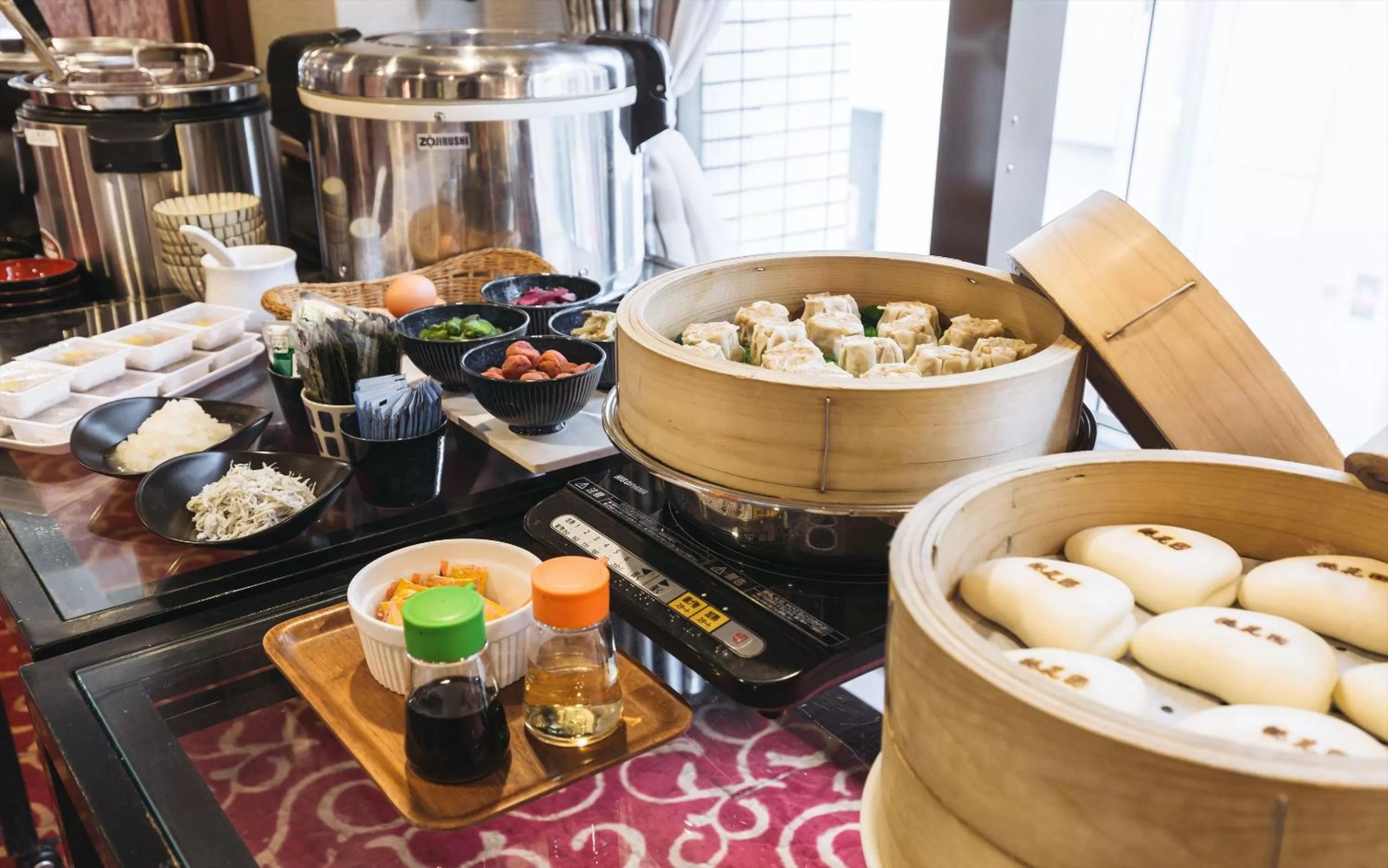 Breakfast in Hotel Sun White